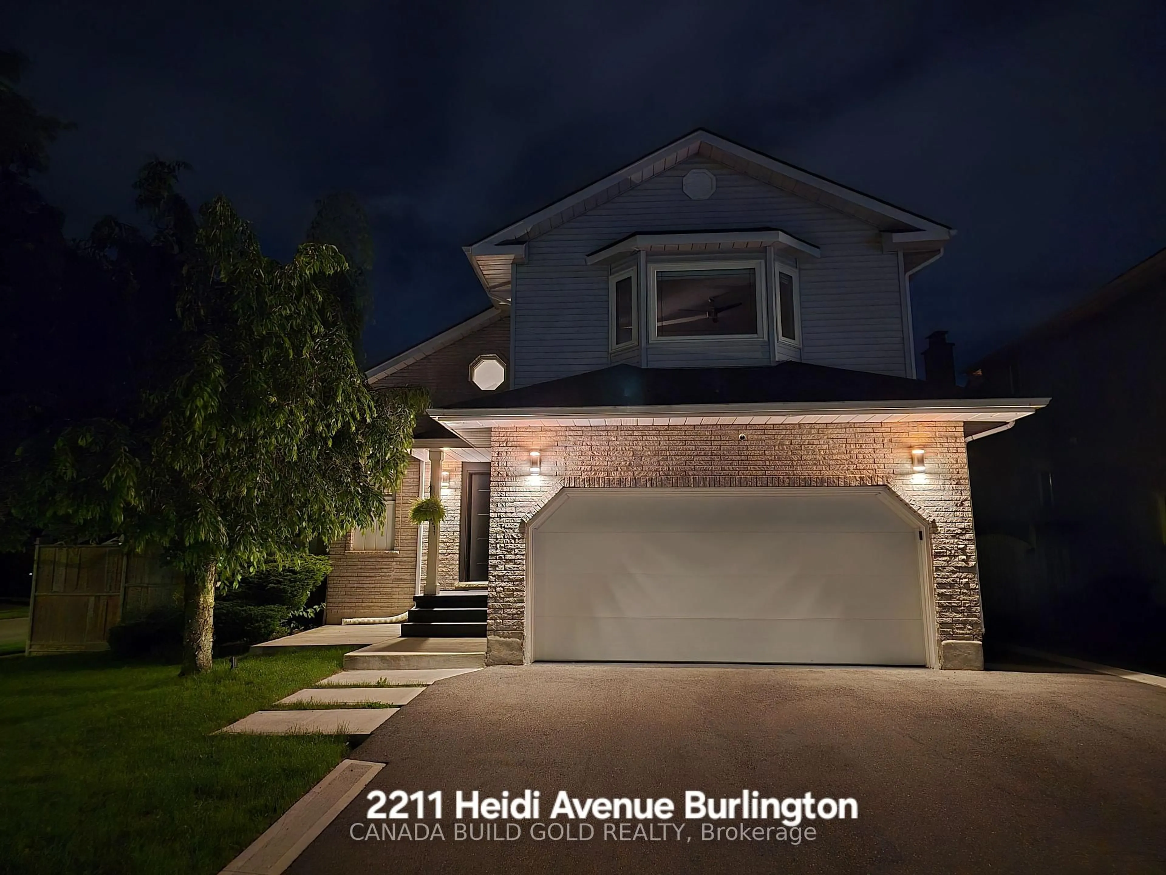 Home with brick exterior material, street for 2211 Heidi Ave, Burlington Ontario L7M 3W5