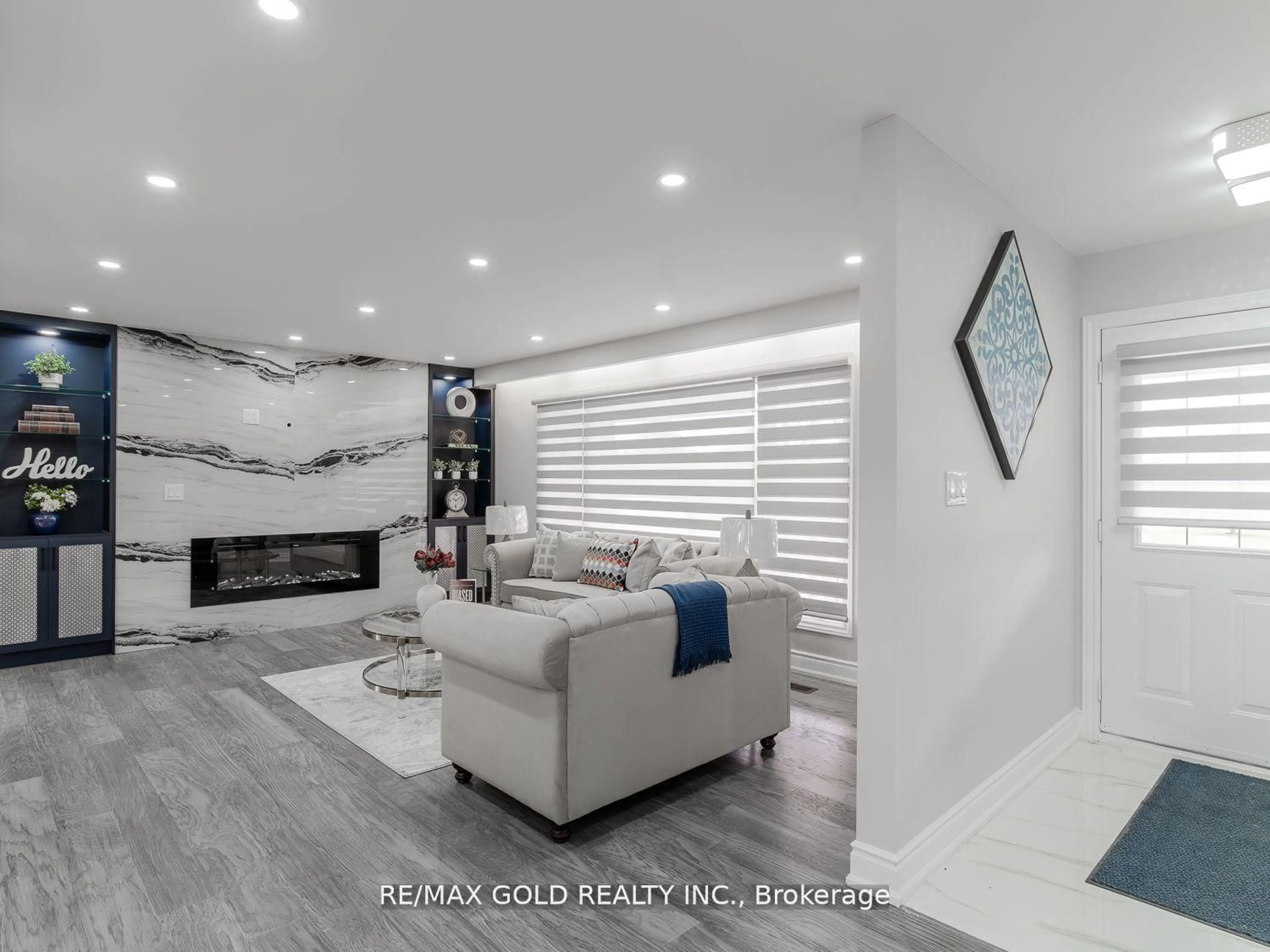 Living room with furniture, unknown for 20205 Kennedy Rd, Caledon Ontario L7K 1Z2