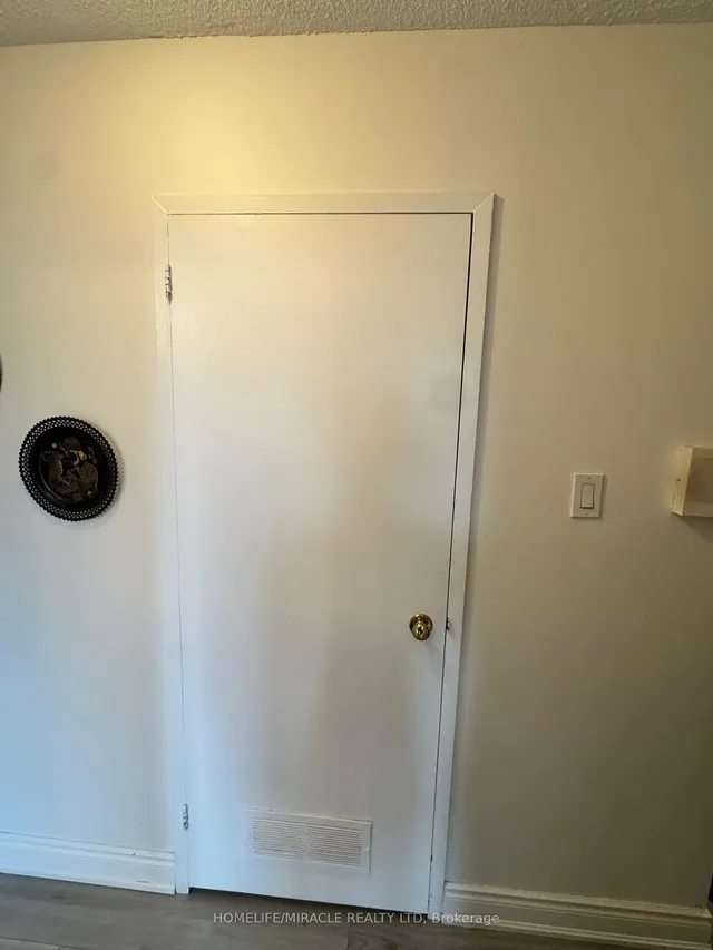 Additional property image - 25 Kensington Rd Unit 809