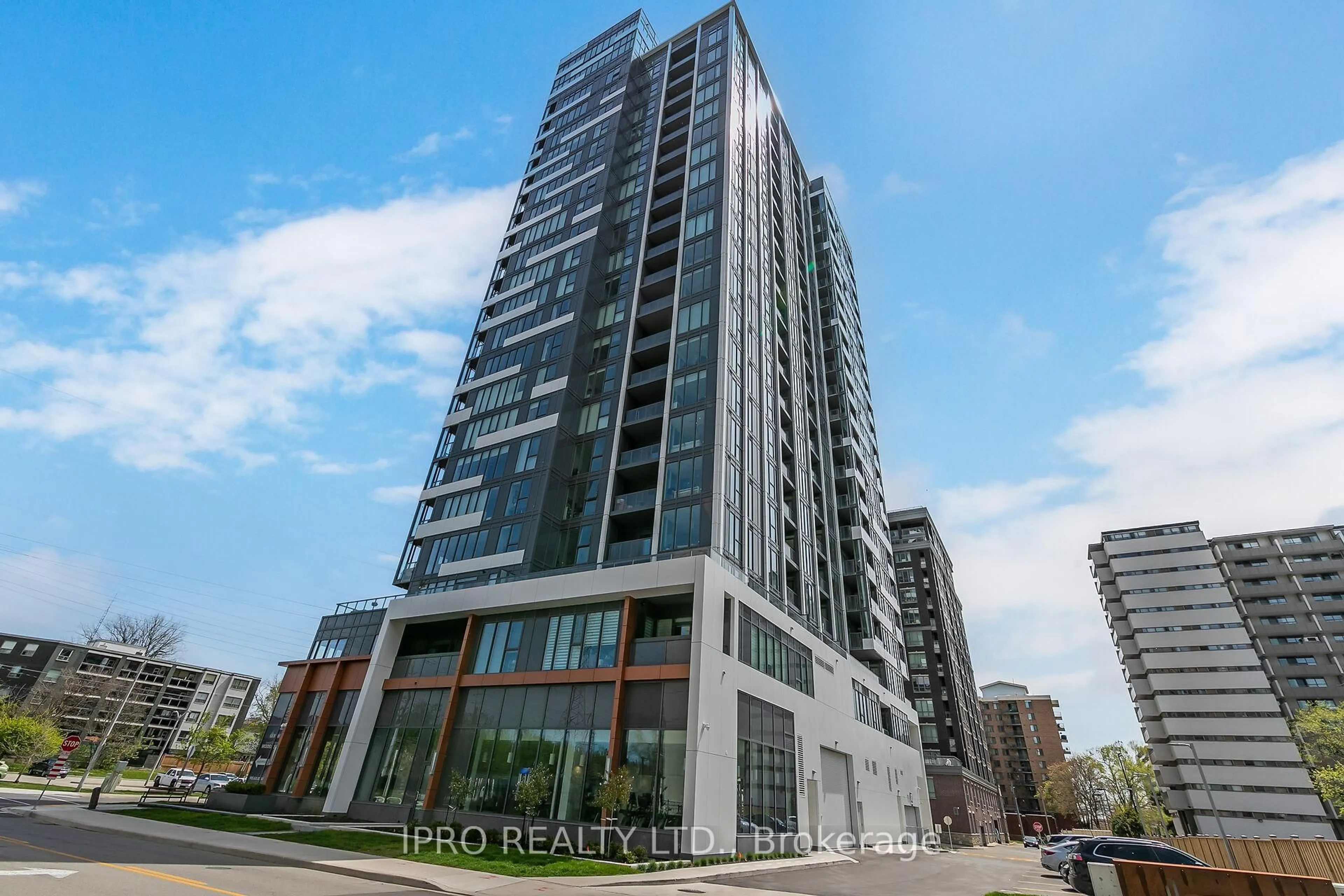 Unknown for 500 Brock Ave #2002, Burlington Ontario L7S 0A5