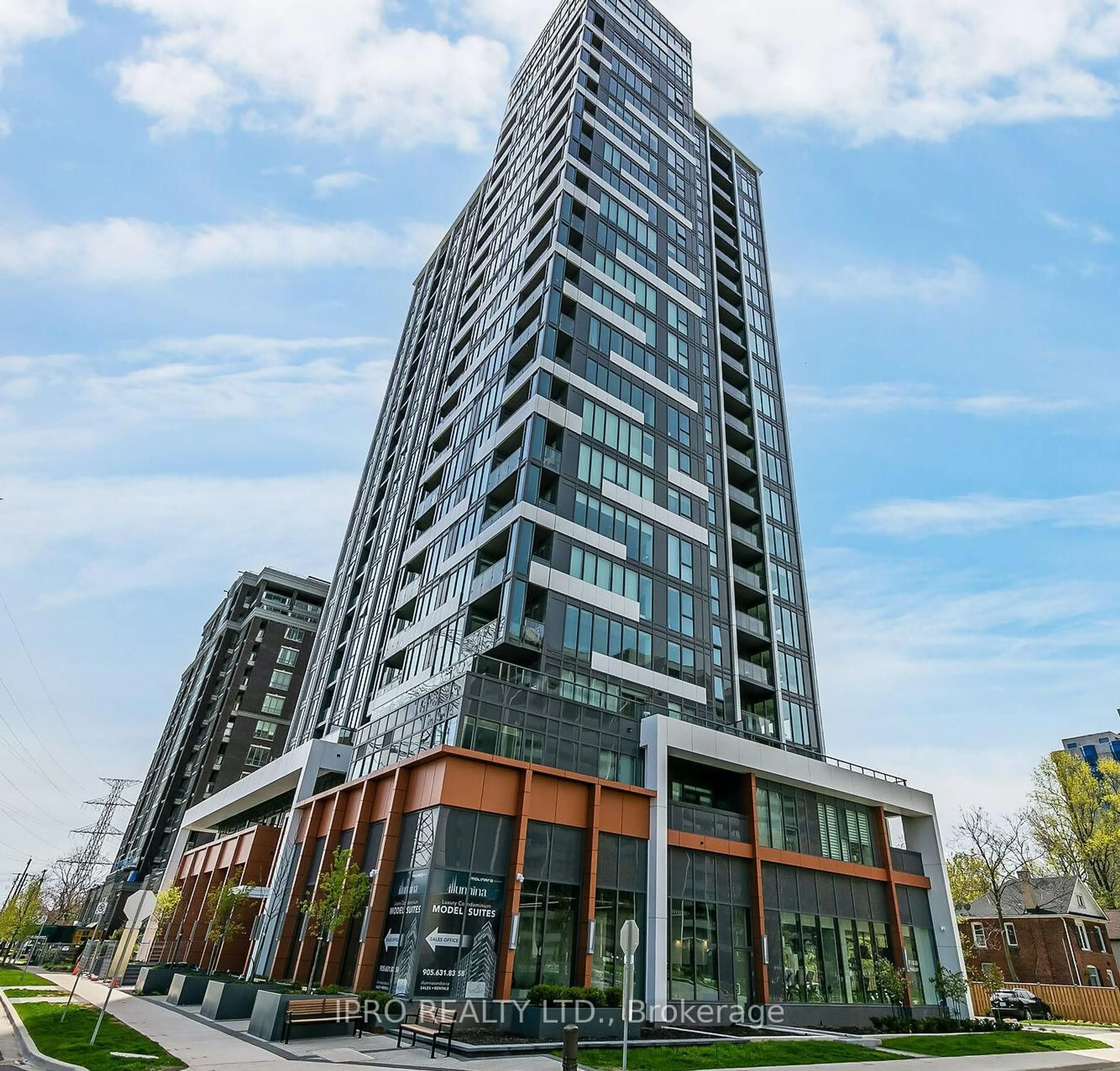 Indoor foyer for 500 Brock Ave #2002, Burlington Ontario L7S 0A5