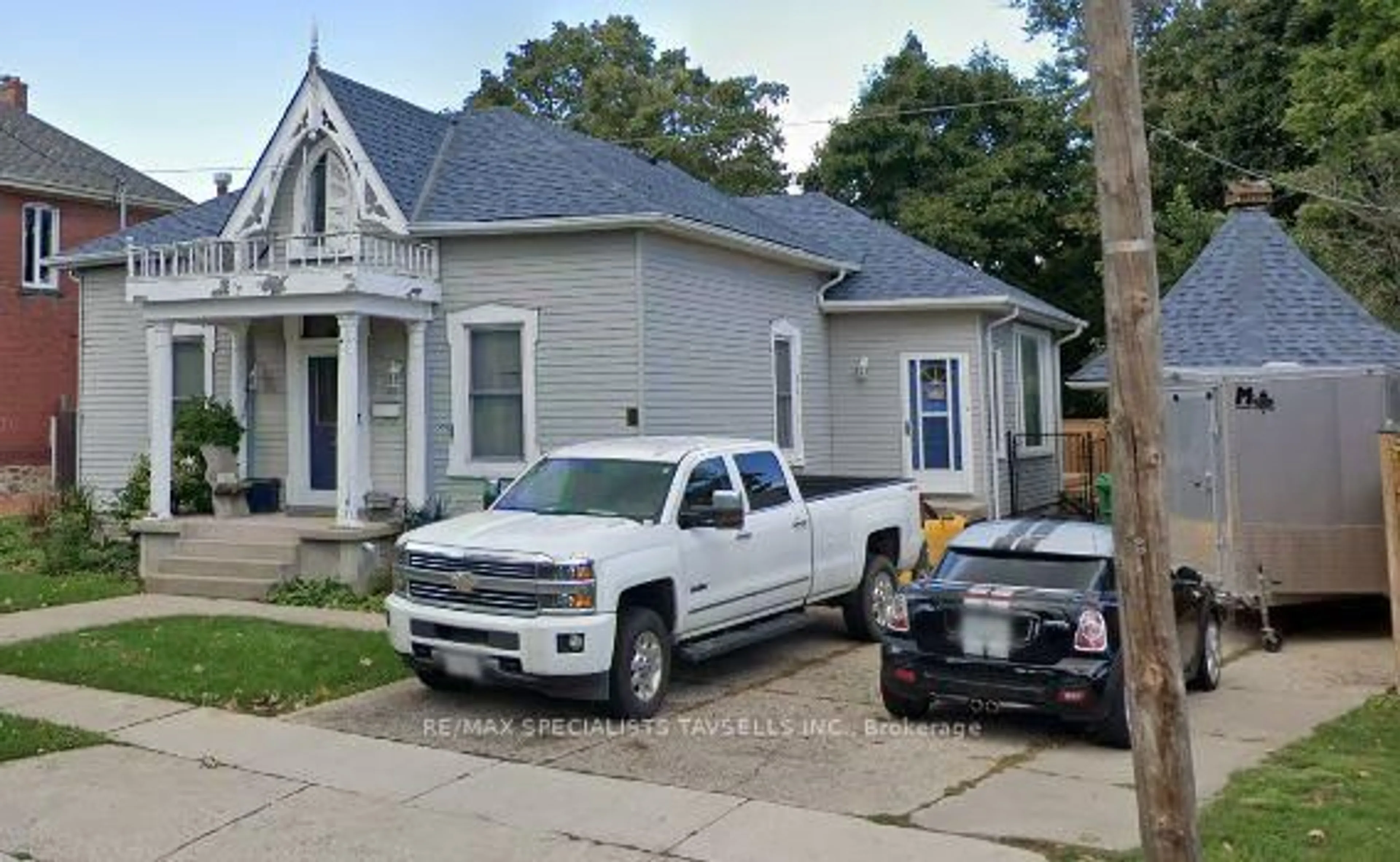 Unknown for 4 Denison Ave, Brampton Ontario L6X 1E6