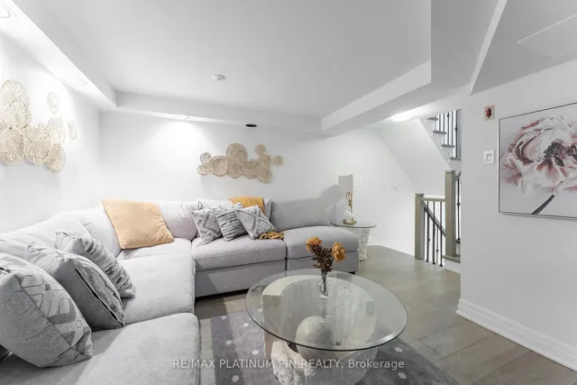Additional property image - 1855 Maple Ridge Dr Unit 33