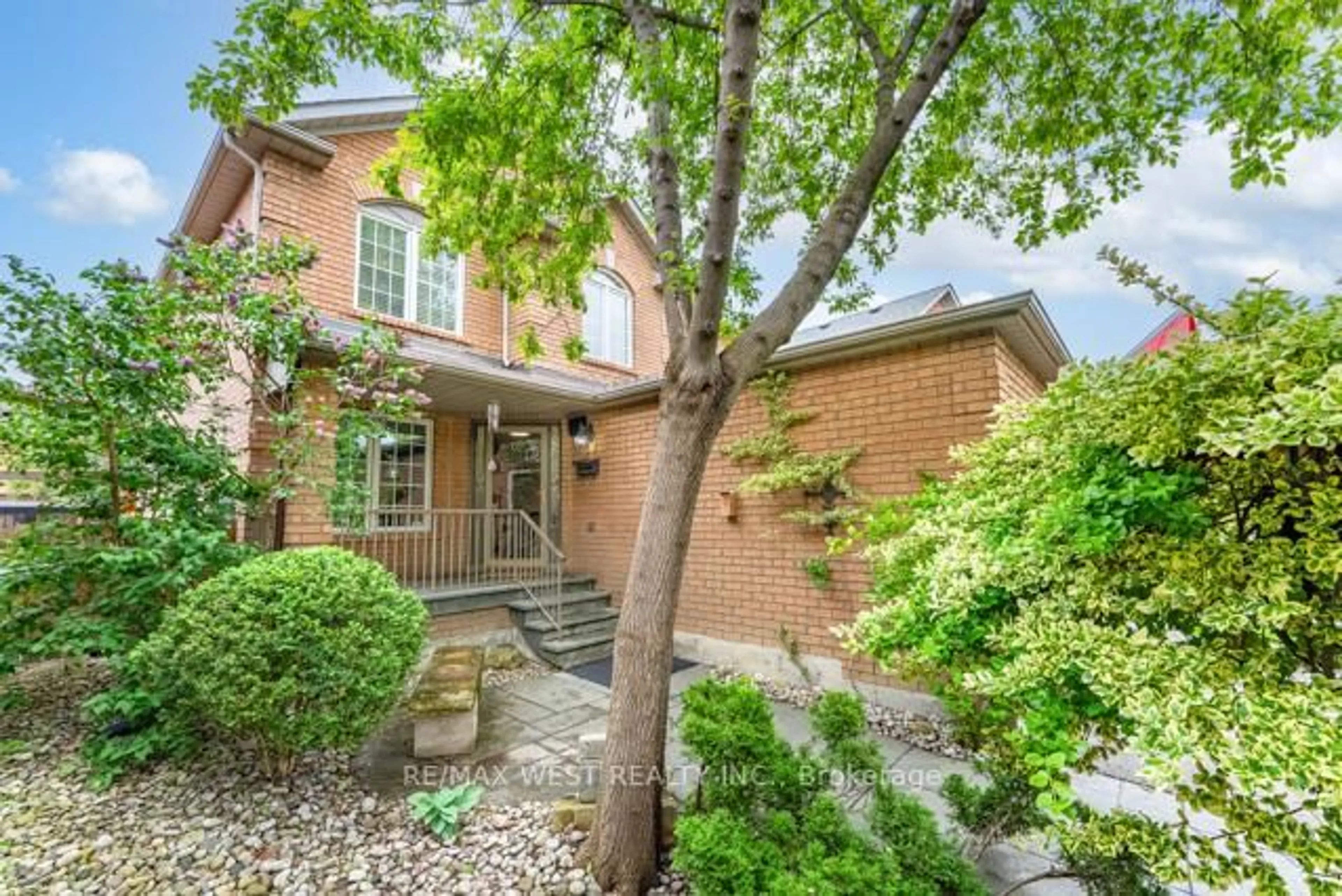 Home with brick exterior material, street for 57 Creekwood Dr, Brampton Ontario L7A 1J3