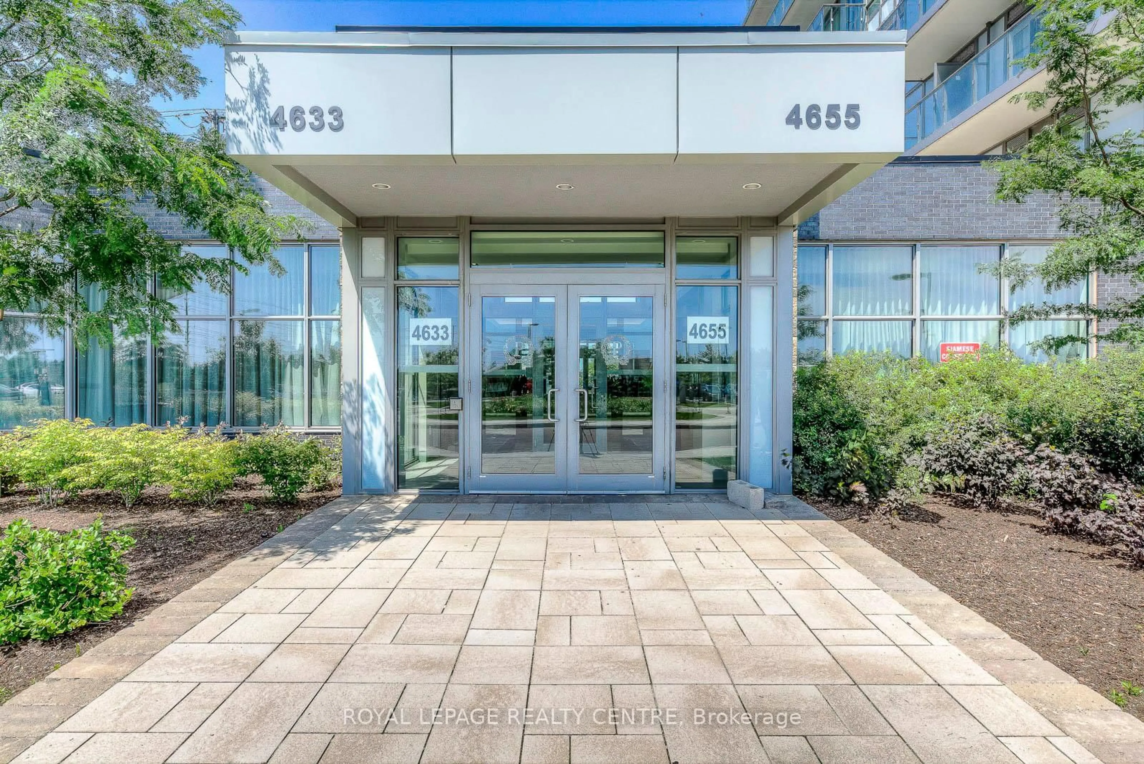 Indoor foyer for 4633 Glen Erin Dr #1508, Mississauga Ontario L5M 0Y6