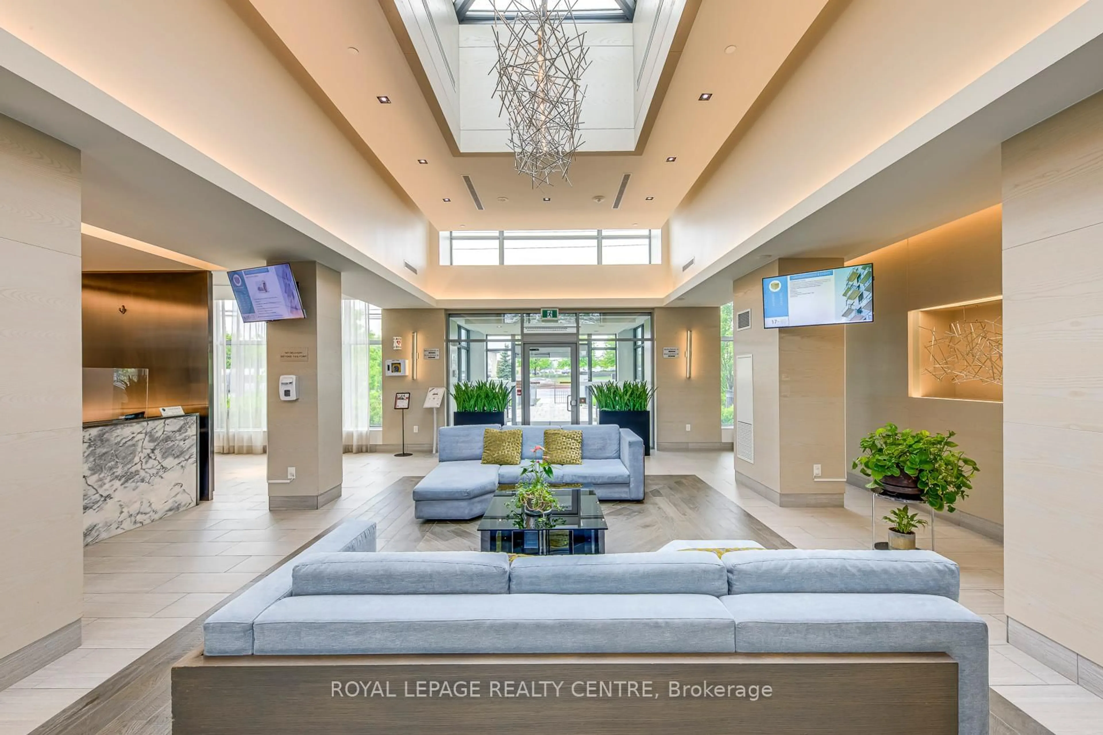Lobby for 4633 Glen Erin Dr #1508, Mississauga Ontario L5M 0Y6