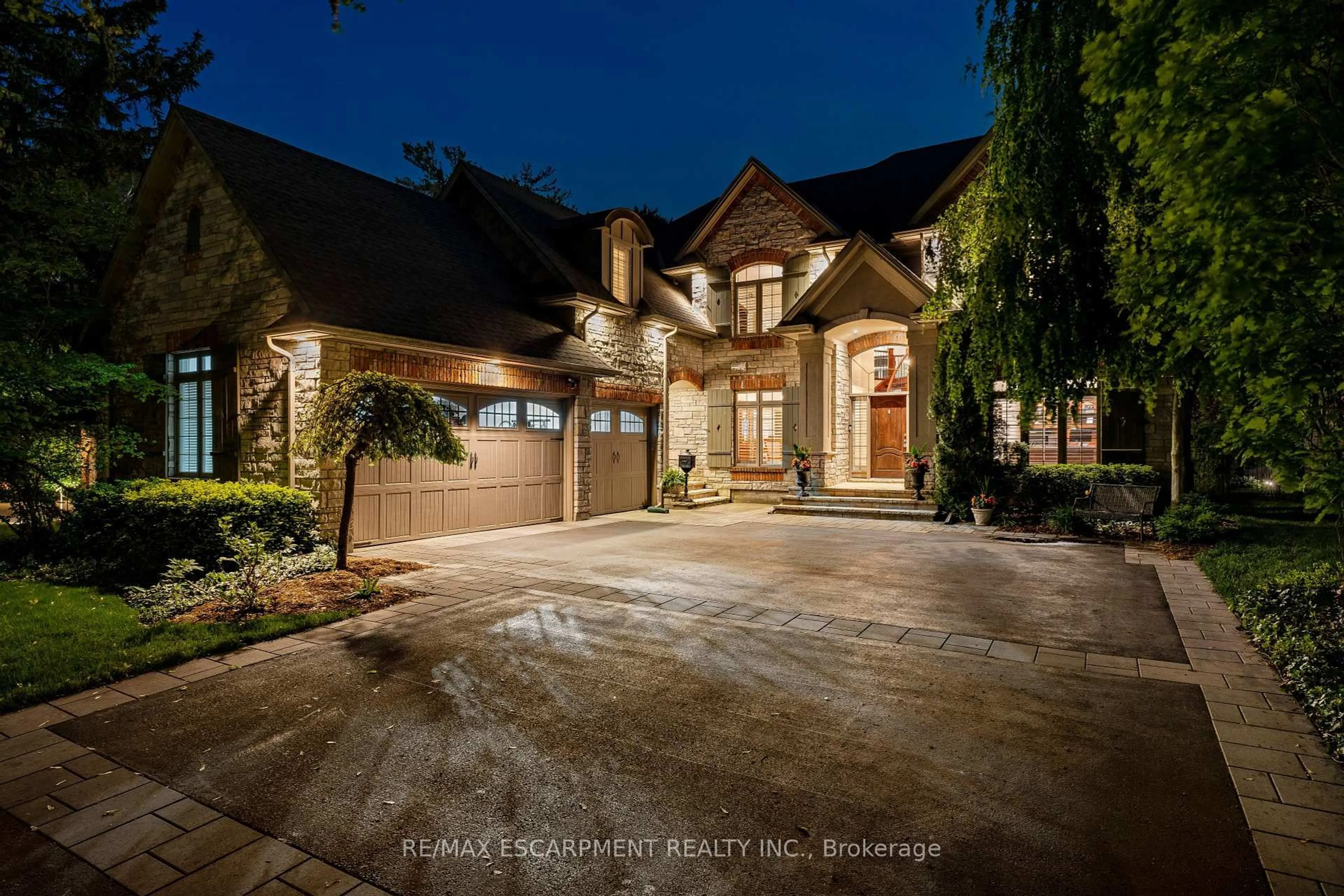 Unknown for 290 Shoreacres Rd, Burlington Ontario L7L 2H4