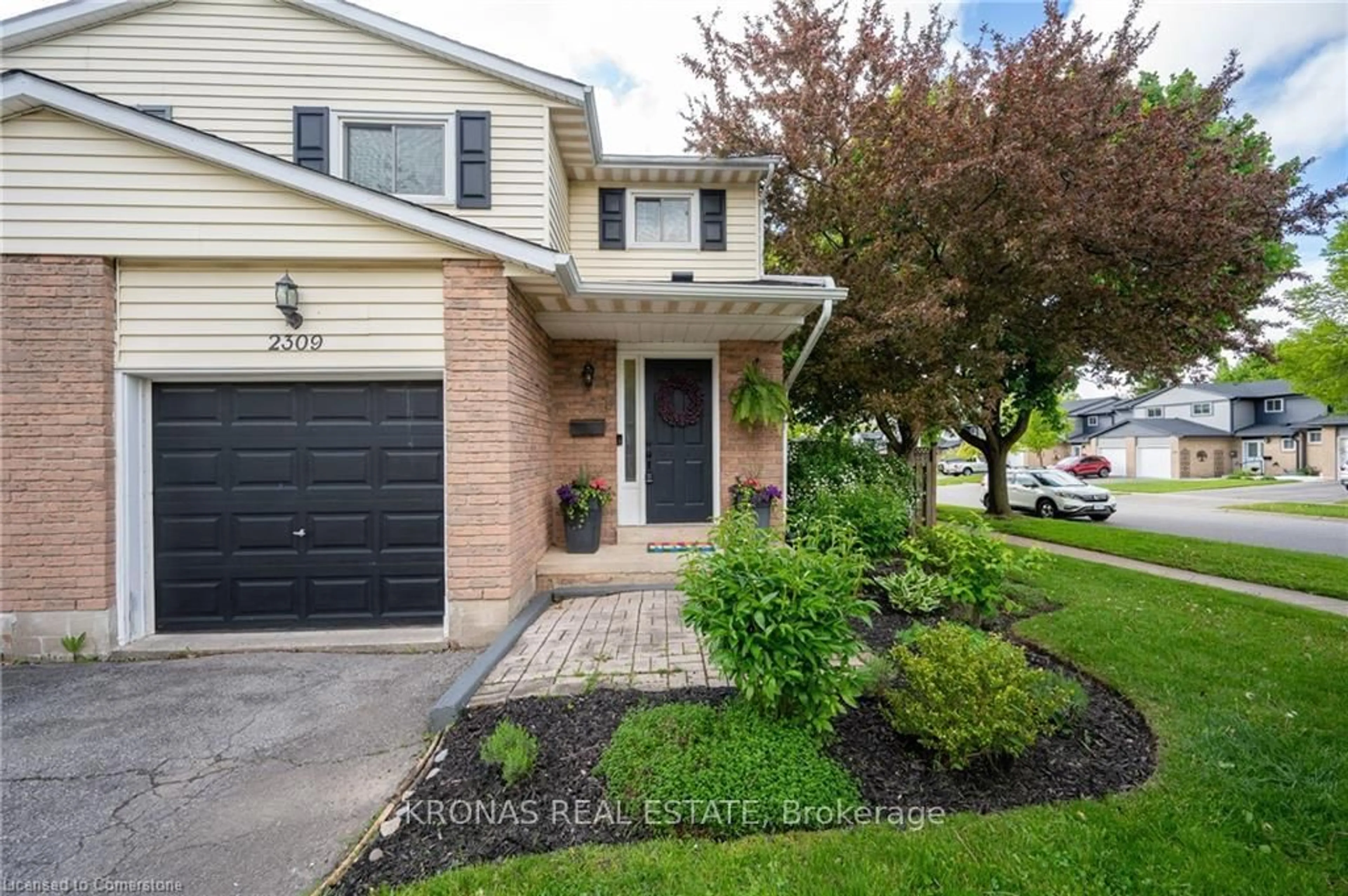 Unknown for 2309 Greenbank Tr, Burlington Ontario L7P 3S7