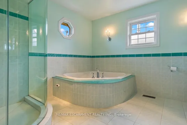 Additional property image - 2712 Ashridge Pl