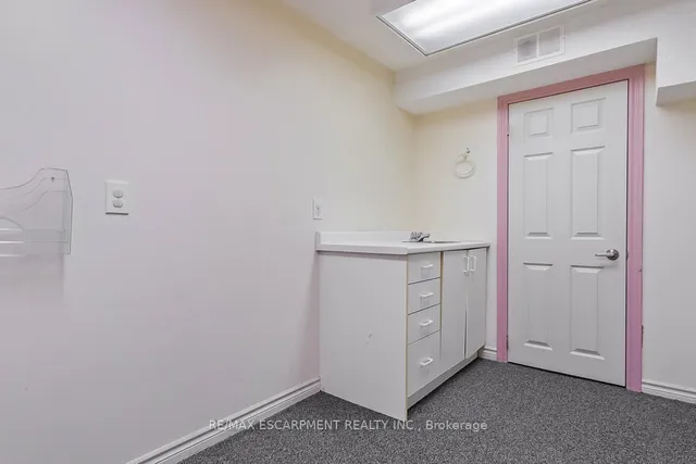 Additional property image - 2712 Ashridge Pl