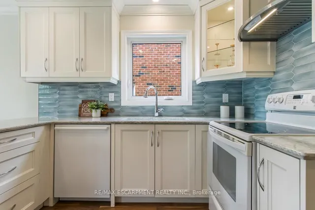 Additional property image - 2712 Ashridge Pl