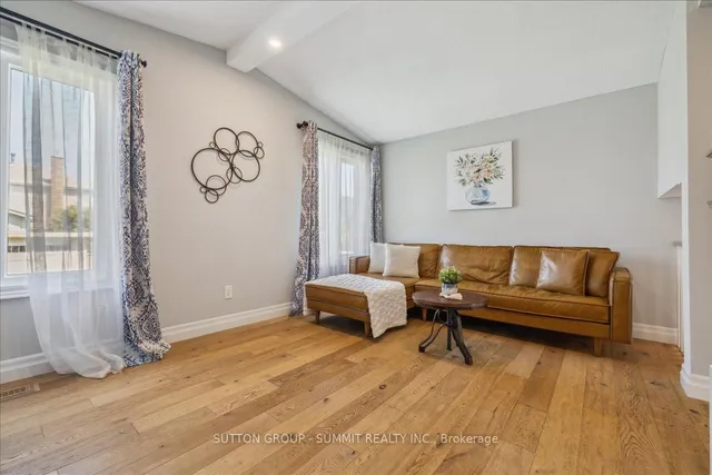 Additional property image - 2229 Silverbirch Crt