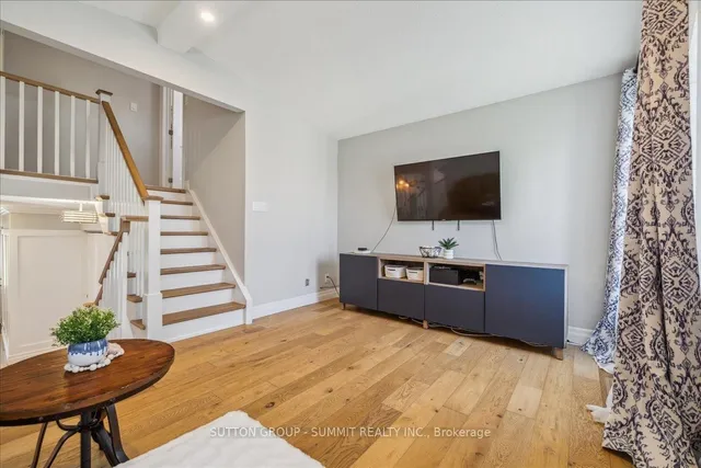 Additional property image - 2229 Silverbirch Crt