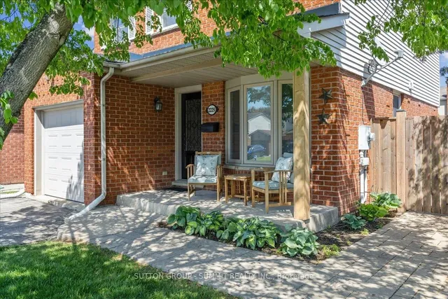 Additional property image - 2229 Silverbirch Crt