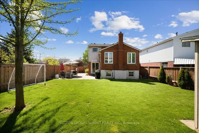 Additional property image - 2229 Silverbirch Crt