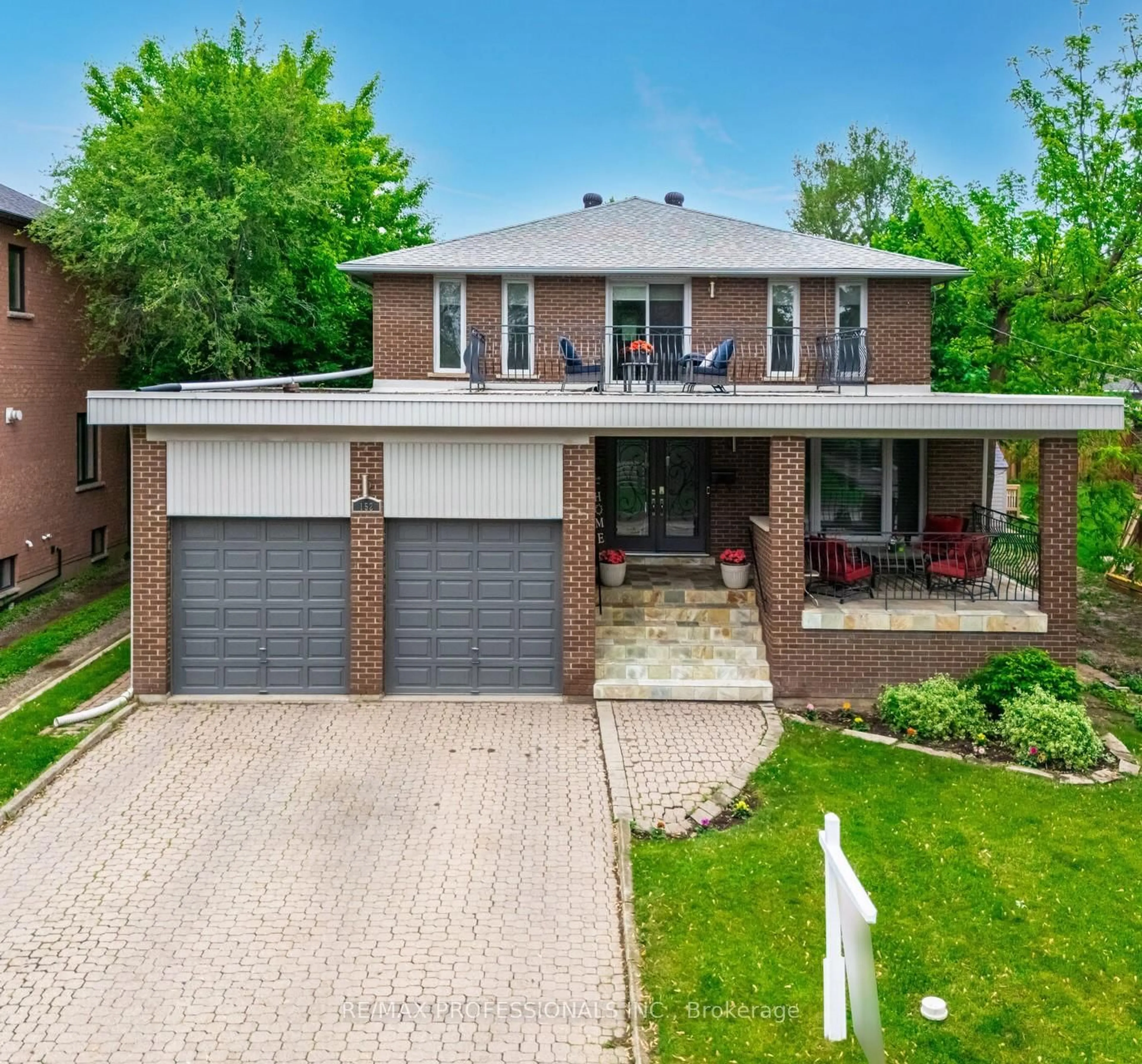 Home with brick exterior material, street for 152 Church St, Toronto Ontario M9N 1N5