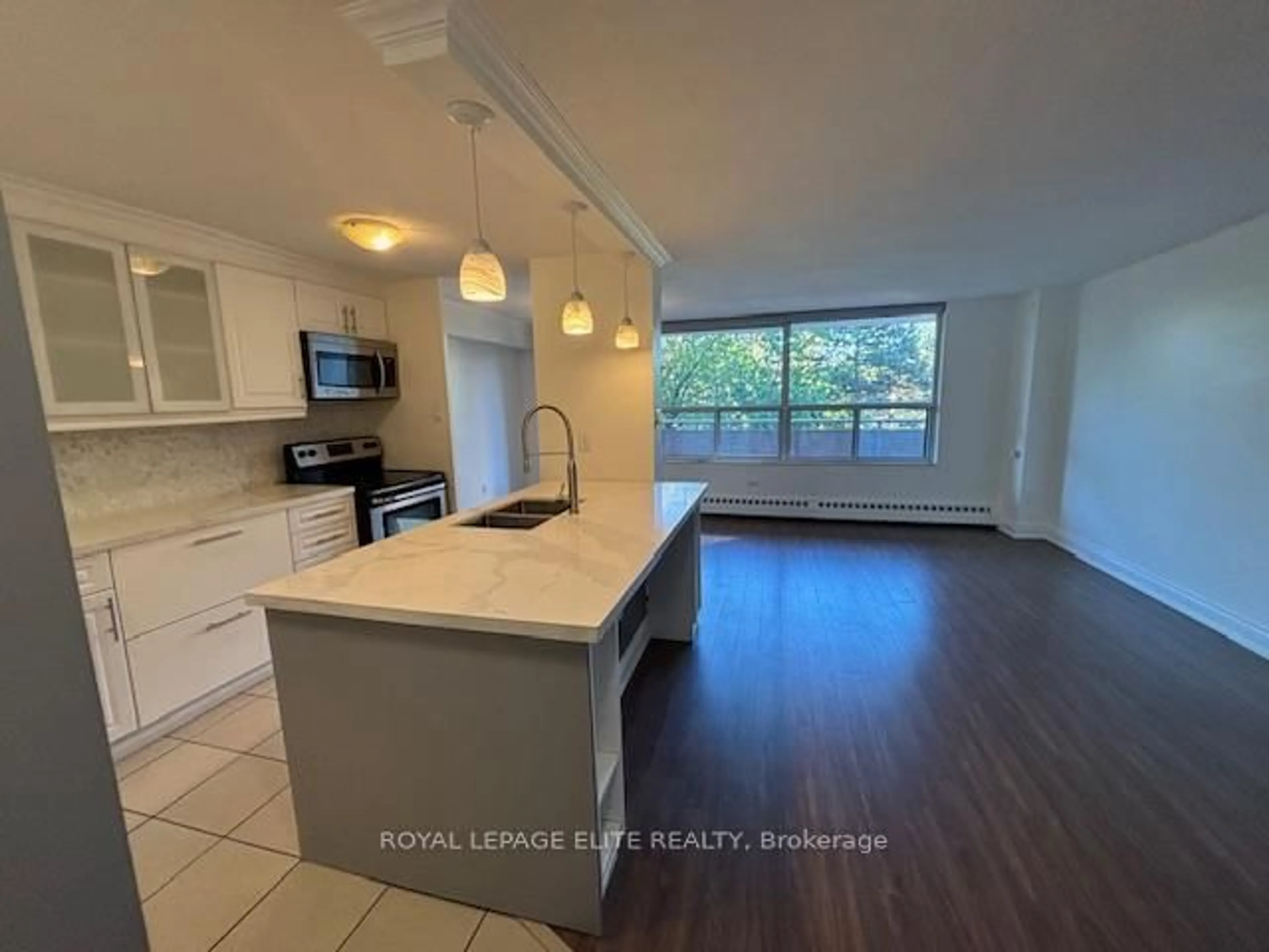 Open concept kitchen, unknown for 3120 KIRWIN Ave #310, Mississauga Ontario L5A 3R2