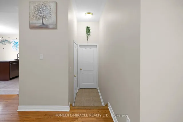 Additional property image - 25 Openbay Gdns