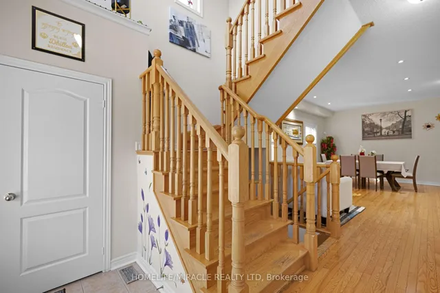 Additional property image - 25 Openbay Gdns