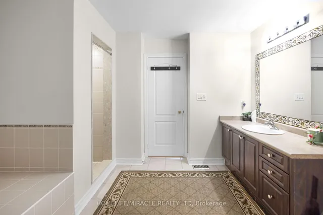 Additional property image - 25 Openbay Gdns