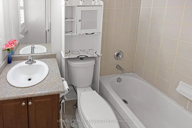 Additional property image - 25 Openbay Gdns