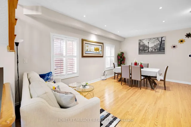 Additional property image - 25 Openbay Gdns