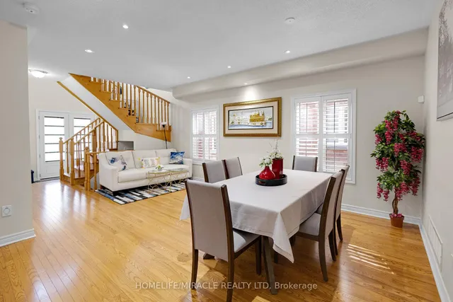 Additional property image - 25 Openbay Gdns