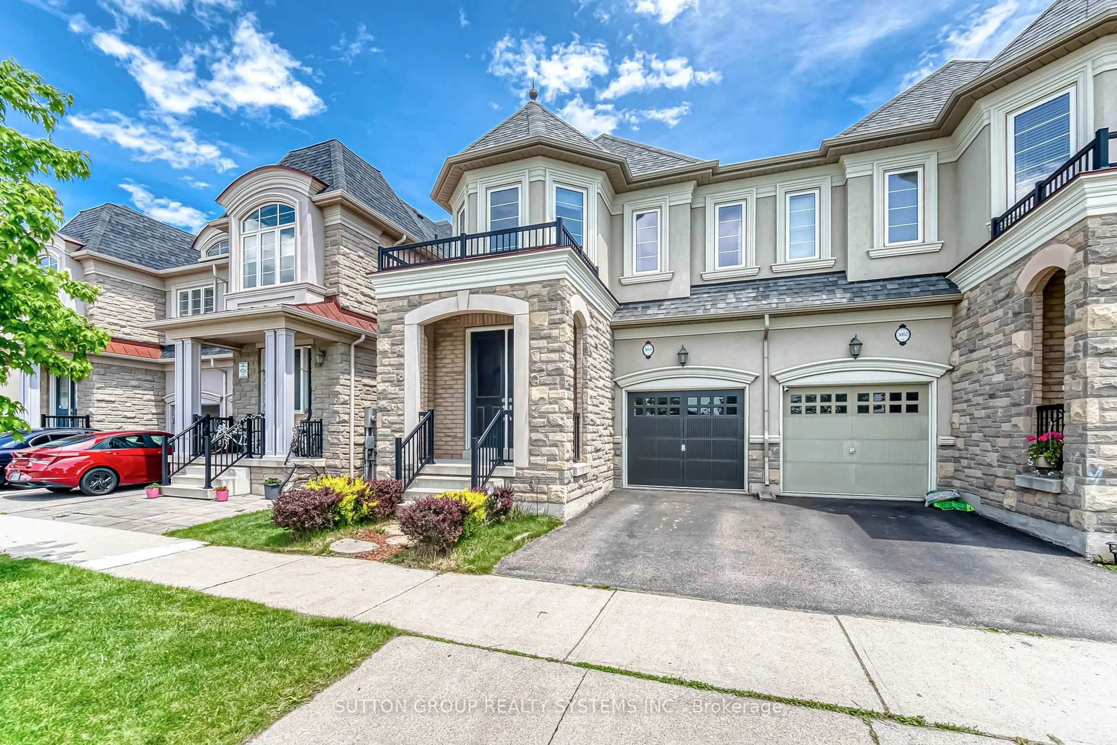 Home with brick exterior material, street for 3059 Isaac Ave, Oakville Ontario L6M 0S7
