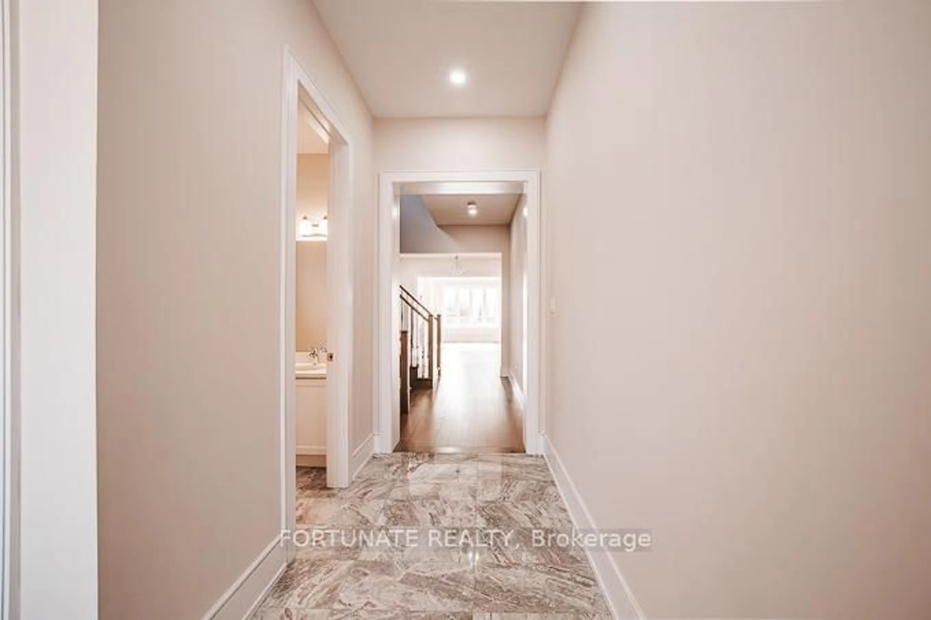 Indoor foyer for 42 Hallaran Rd, Oakville Ontario L6H 0Z8