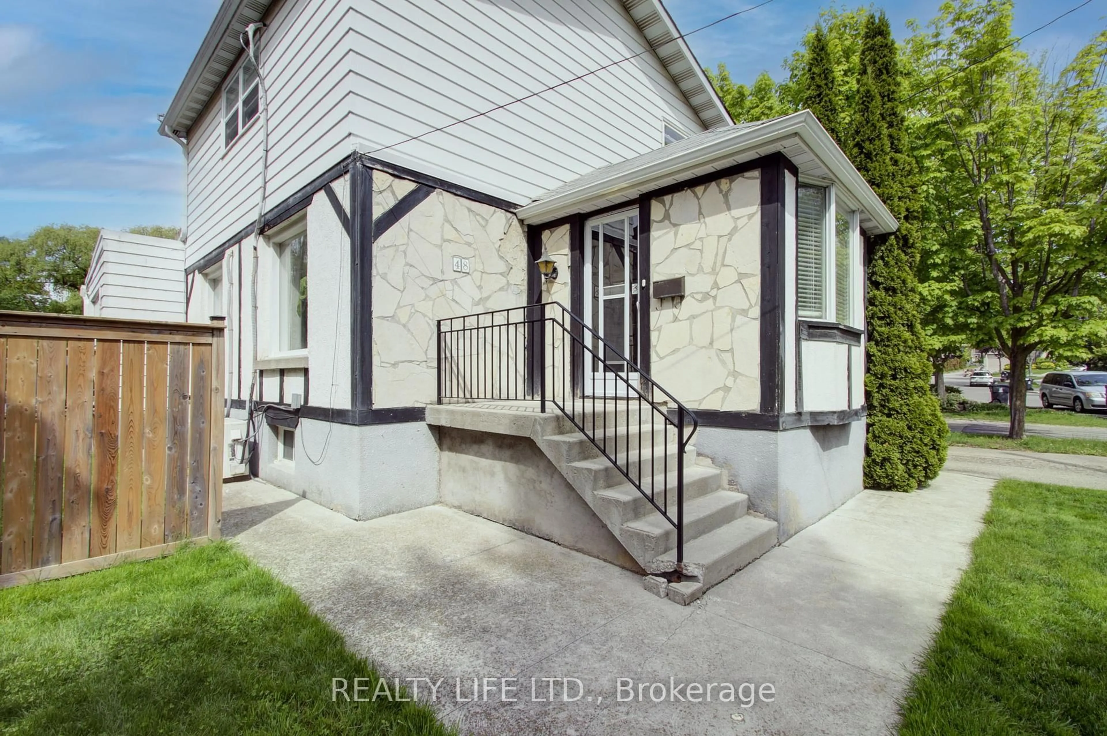 Unknown for 48 Bonnyview Dr, Toronto Ontario M8Y 3G6