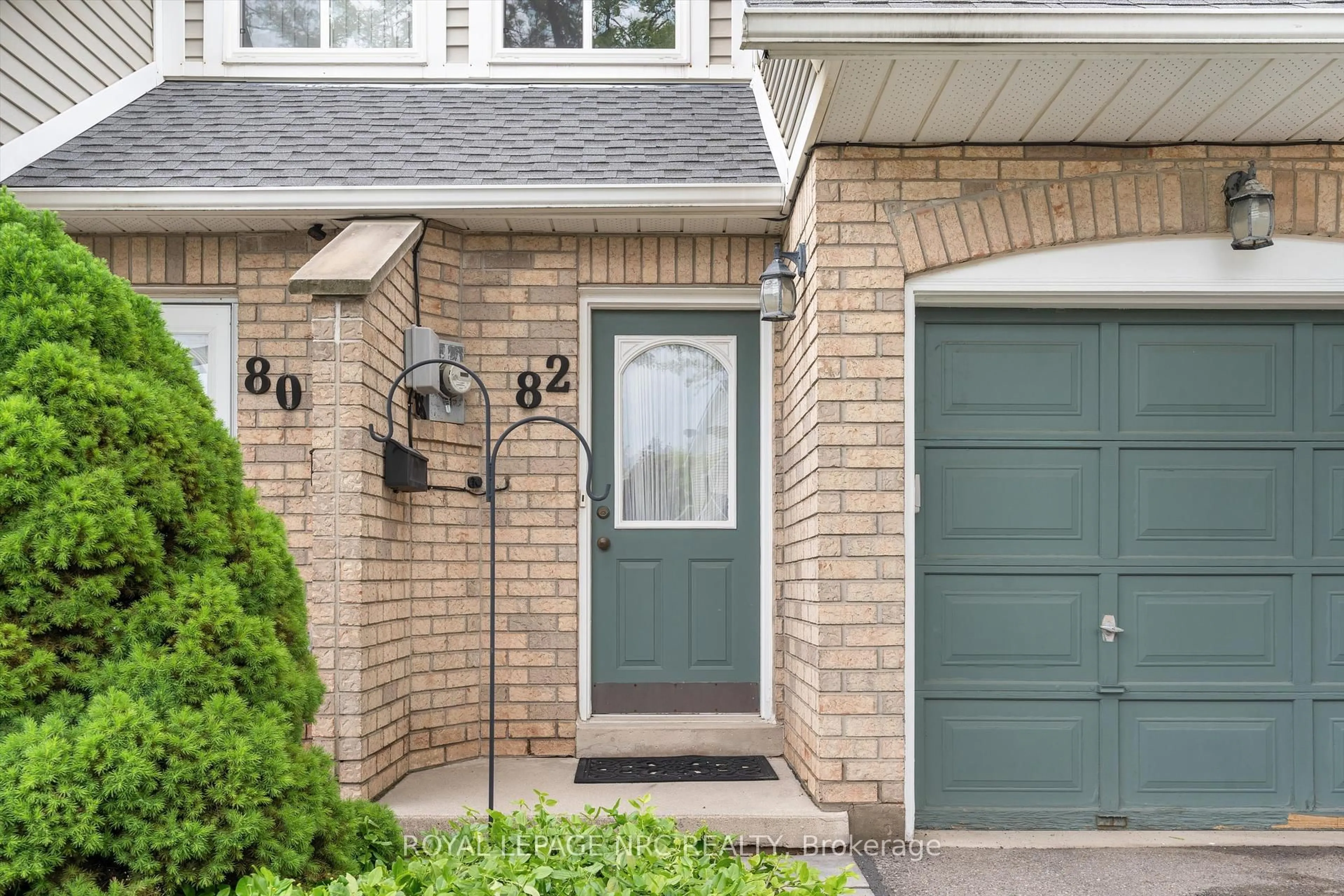 Unknown for 2530 Northhampton Blvd #82, Burlington Ontario L7M 4B4