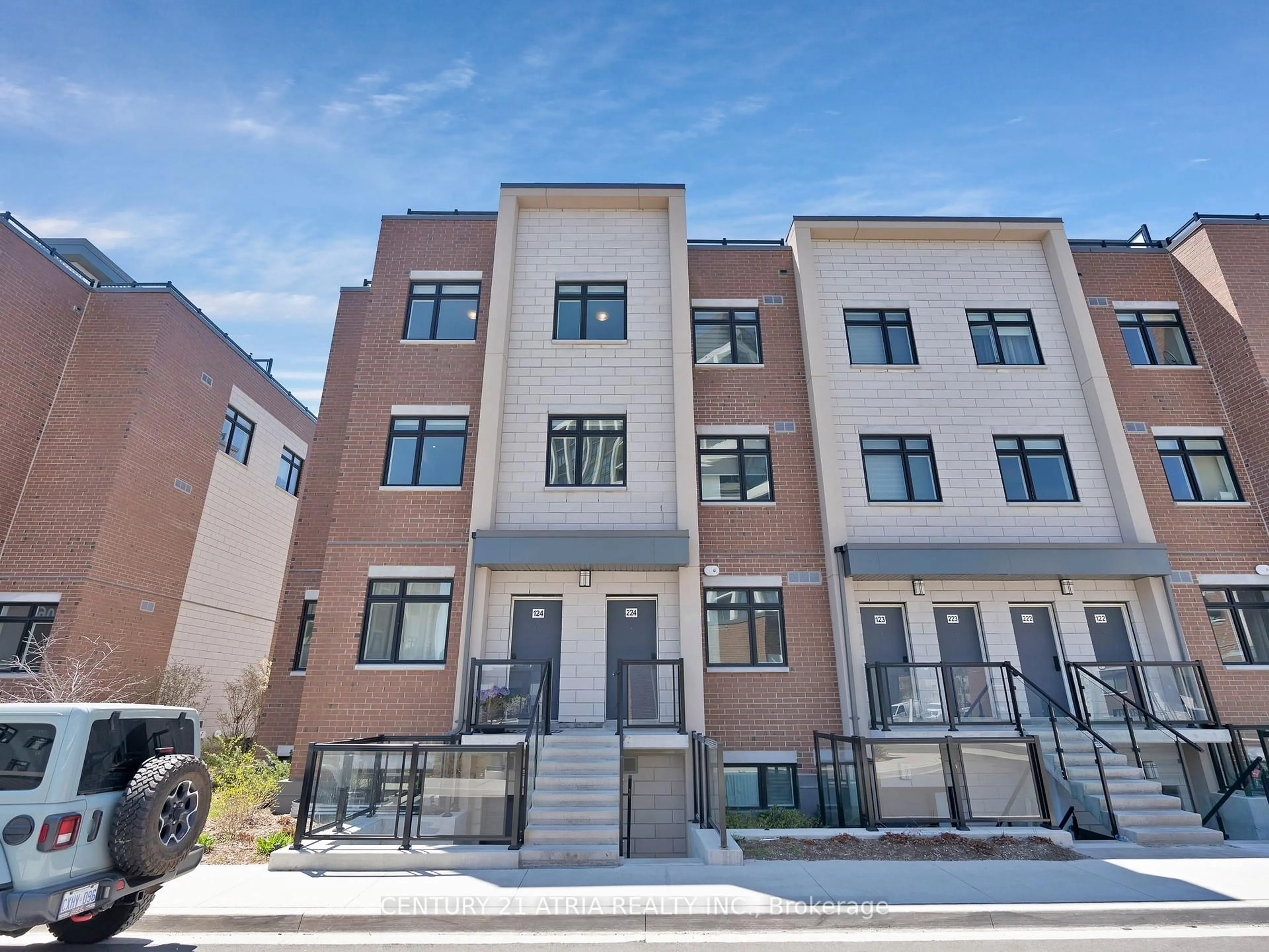 Unknown for 1085 Douglas Mccurdy Common #212, Mississauga Ontario L5G 0C6