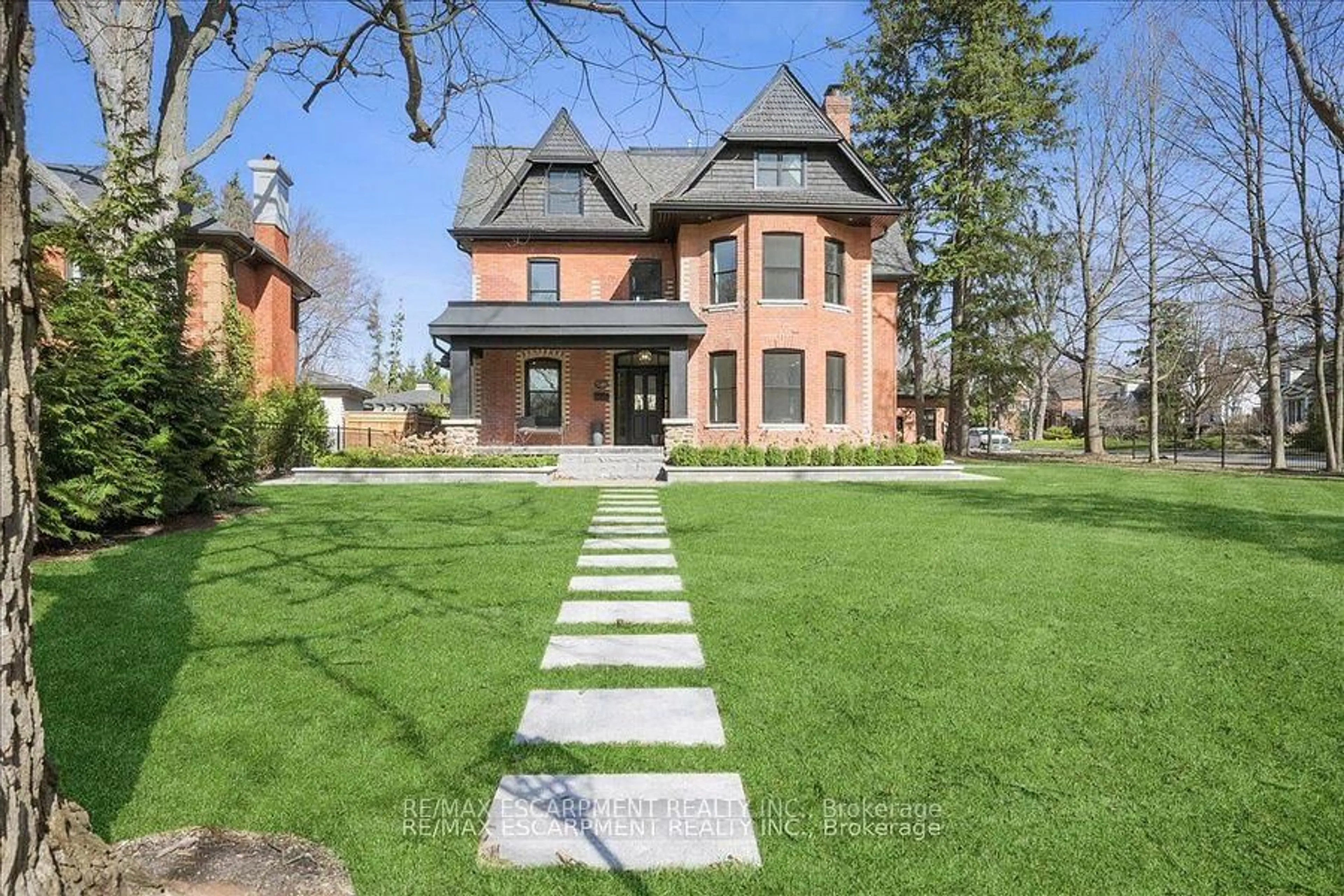 Home with brick exterior material, street for 2187 Lakeshore Rd, Burlington Ontario L7R 1A5