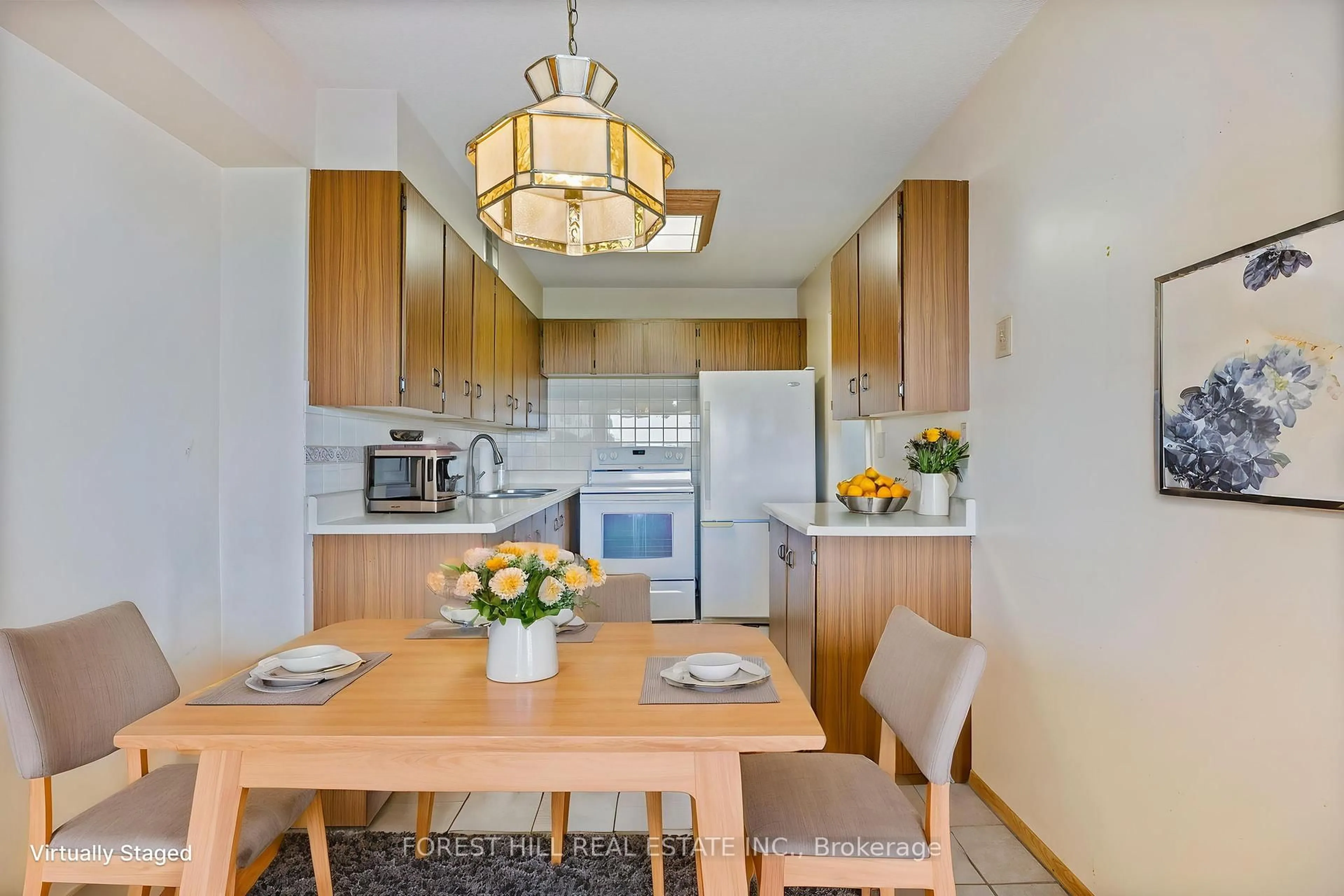 Standard kitchen, unknown for 270 Scarlett Rd #1701, Toronto Ontario M6N 4X7