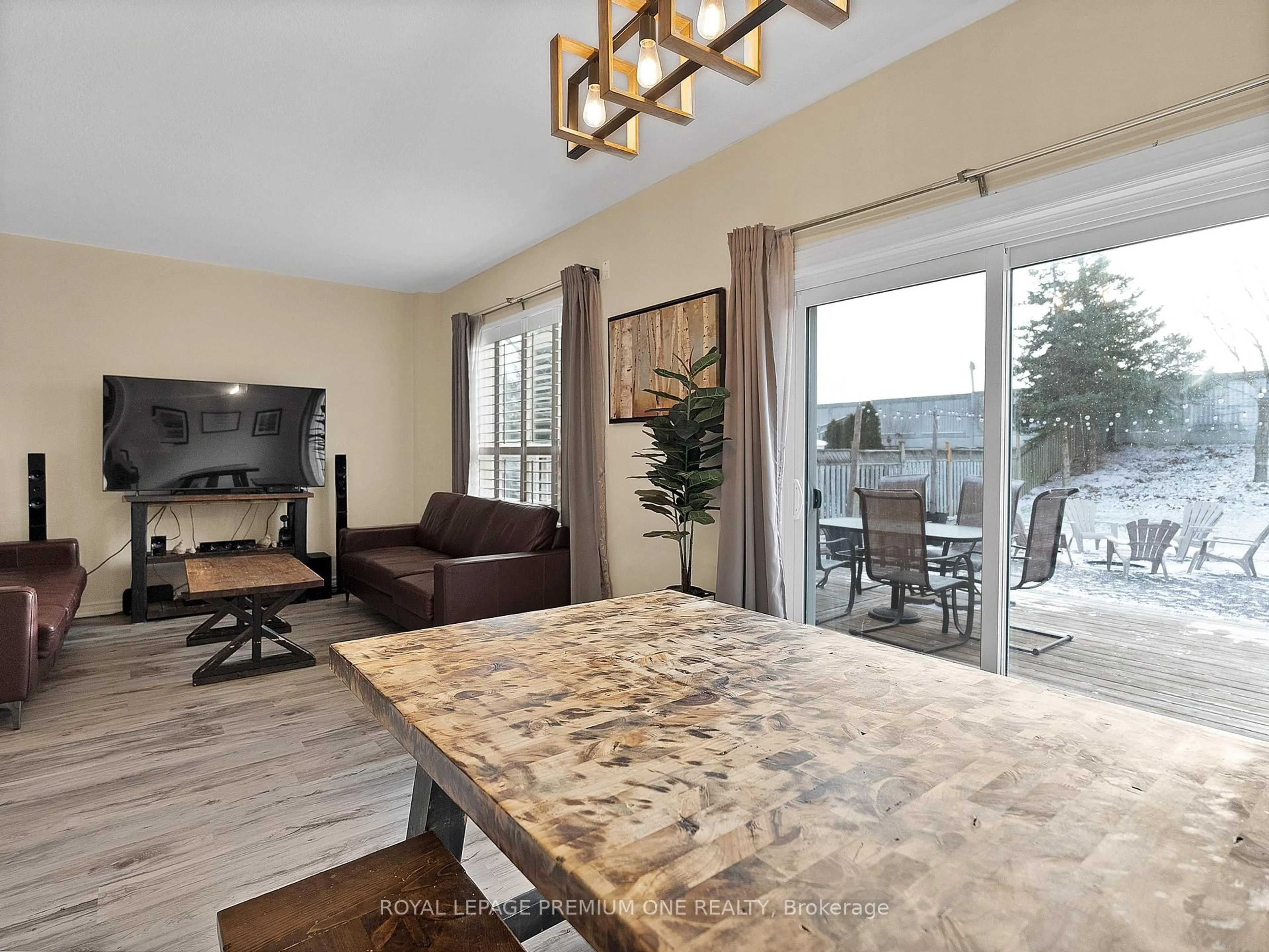 Unknown for 62 Twin Willow Cres, Brampton Ontario L7A 1K2