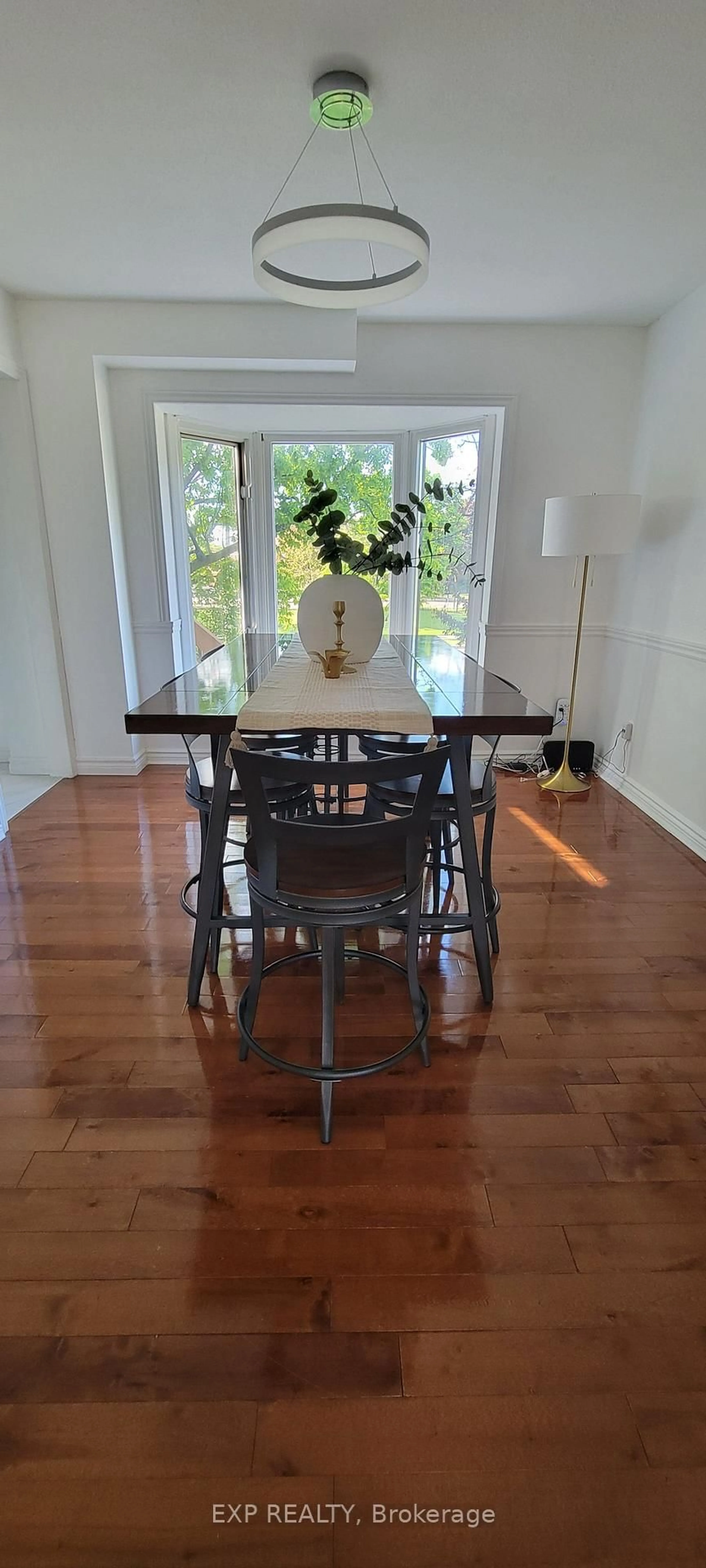 Dining room, wood/laminate floor for 6780 Formentera Ave #29, Mississauga Ontario L5N 2L1