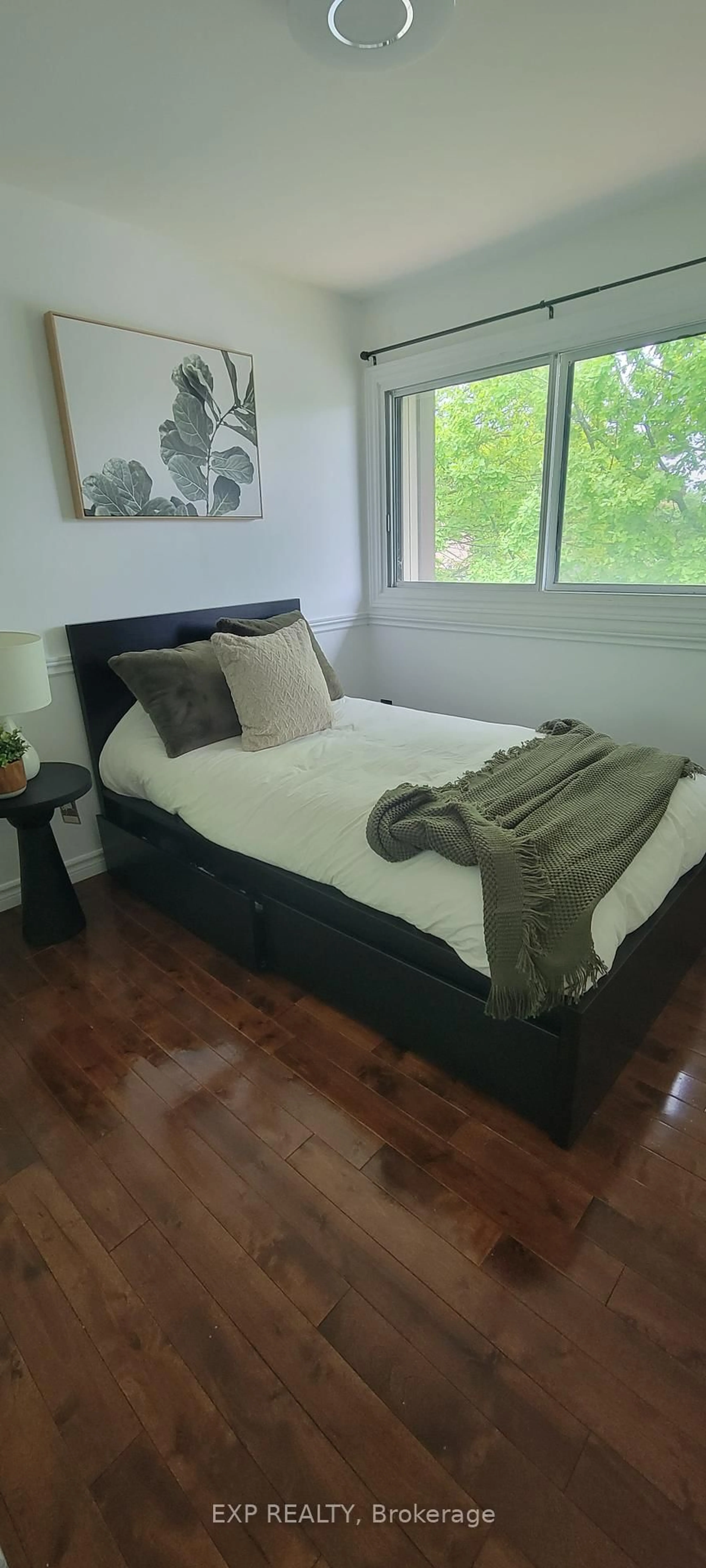 Bedroom with bed, wood/laminate floor for 6780 Formentera Ave #29, Mississauga Ontario L5N 2L1