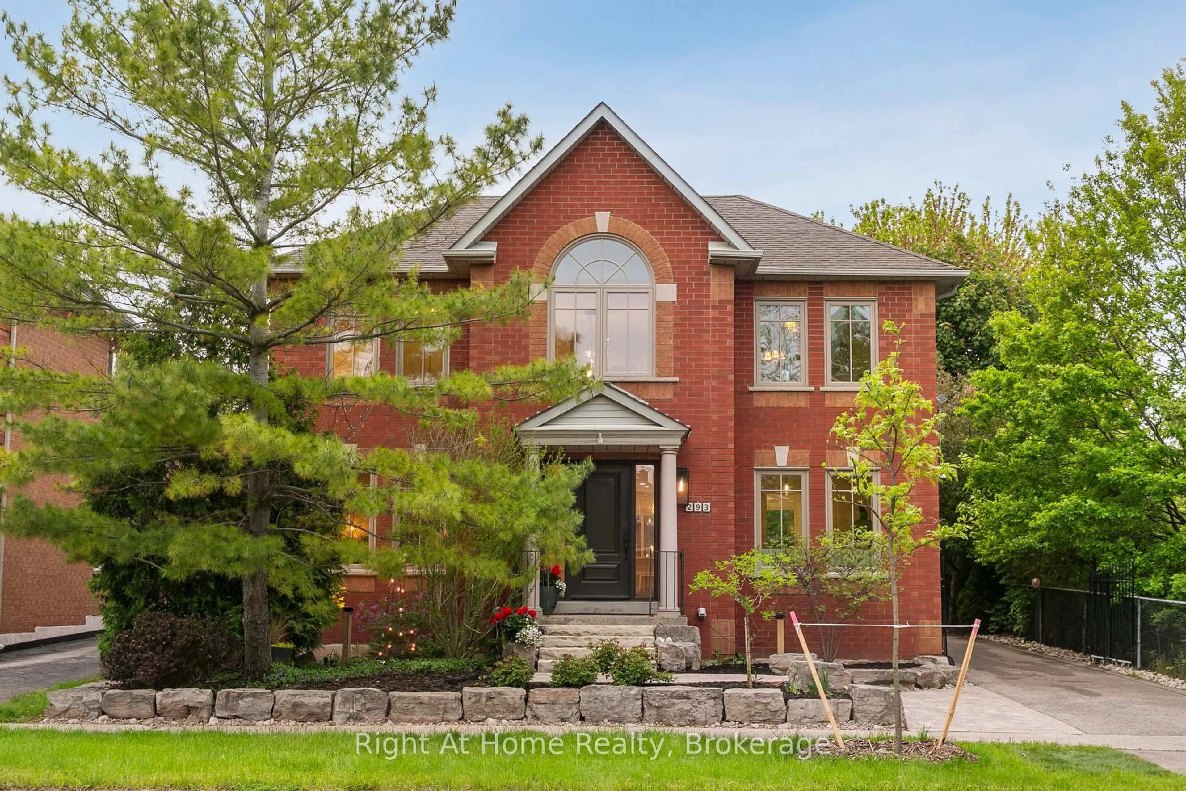 Home with brick exterior material, street for 293 River Glen Blvd, Oakville Ontario L6H 5X9