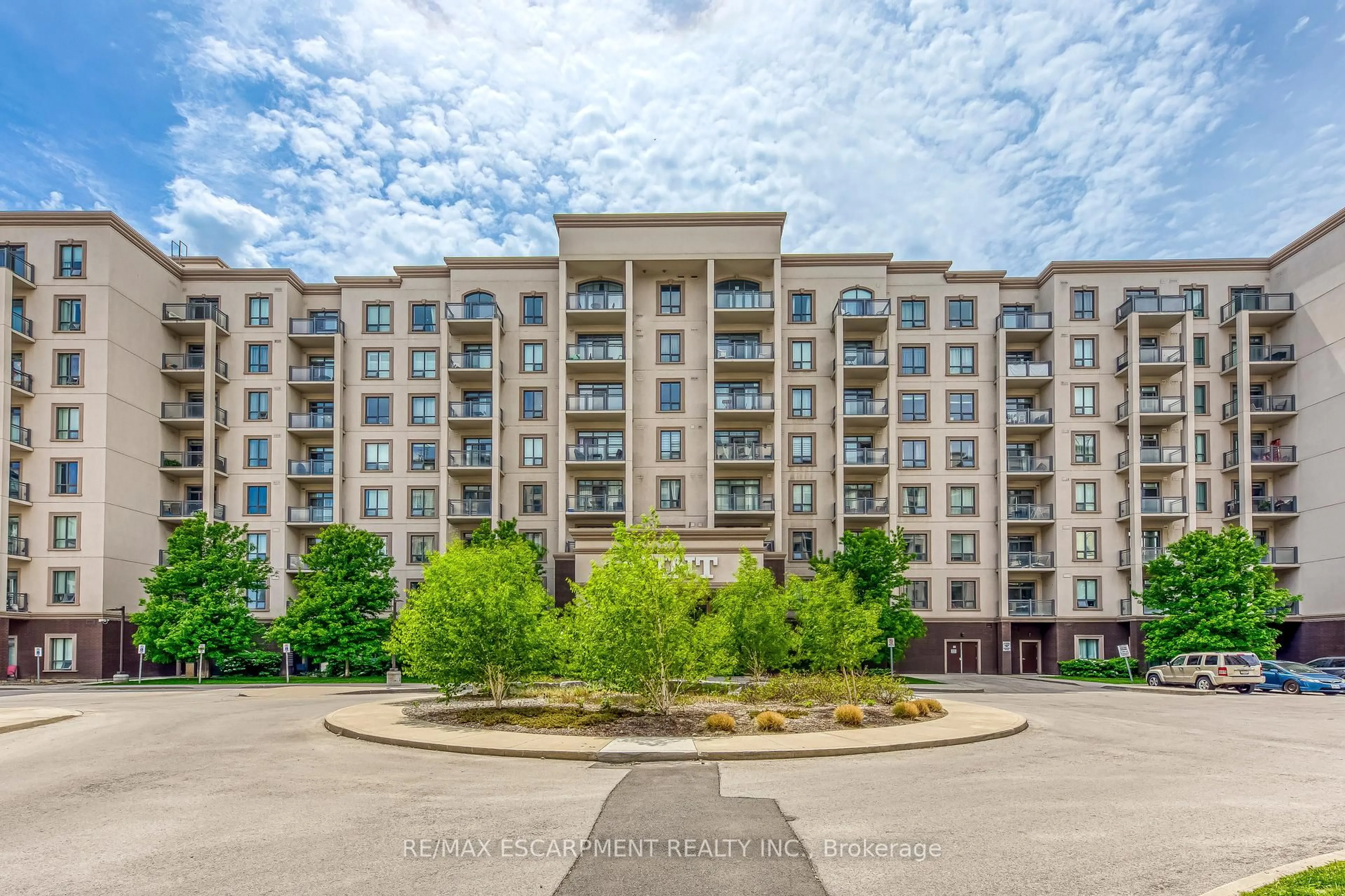 Unknown for 2490 Old Bronte Rd #613, Oakville Ontario L6M 0Y5