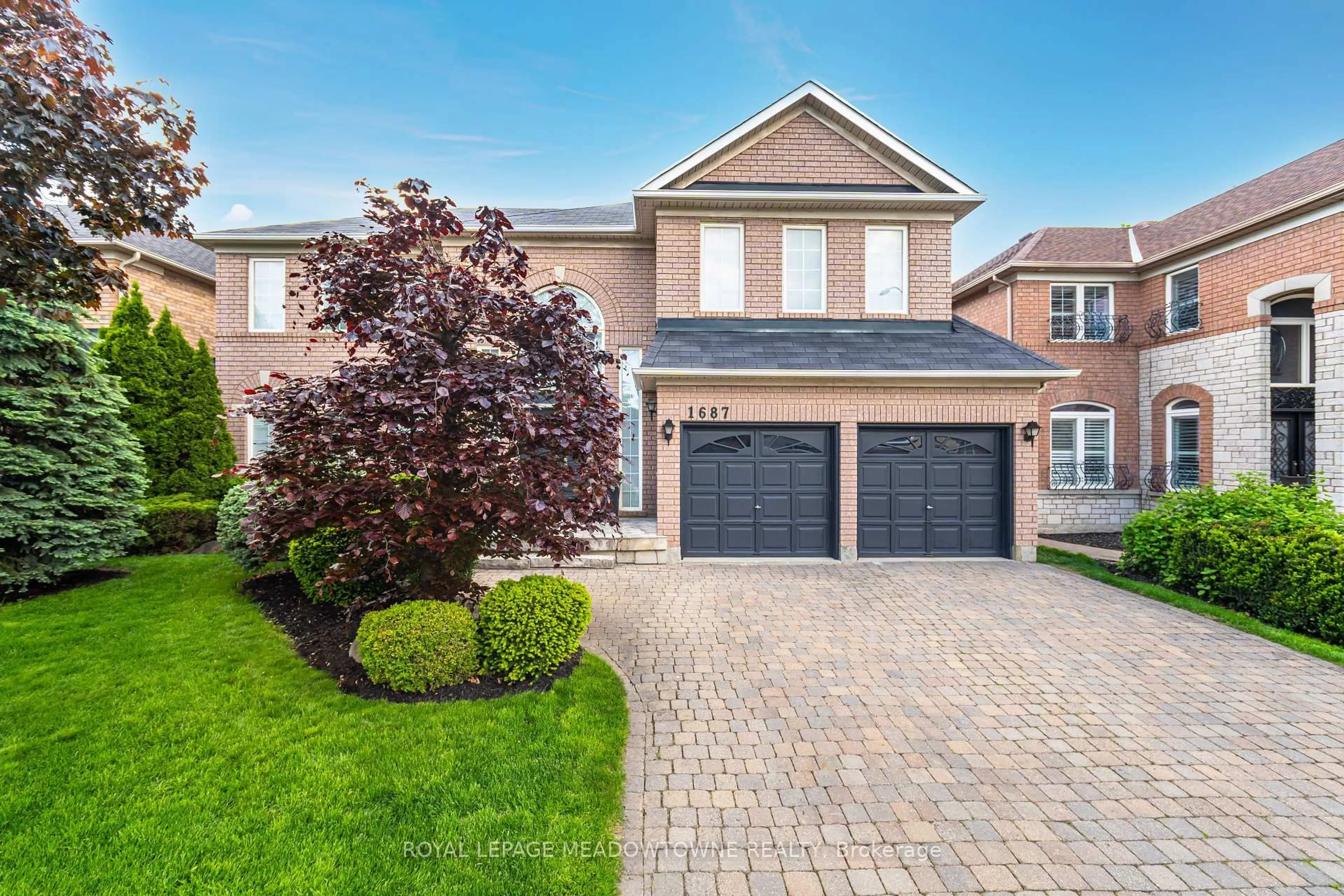 Home with brick exterior material, street for 1687 Kentchester Pl, Mississauga Ontario L5N 7S8