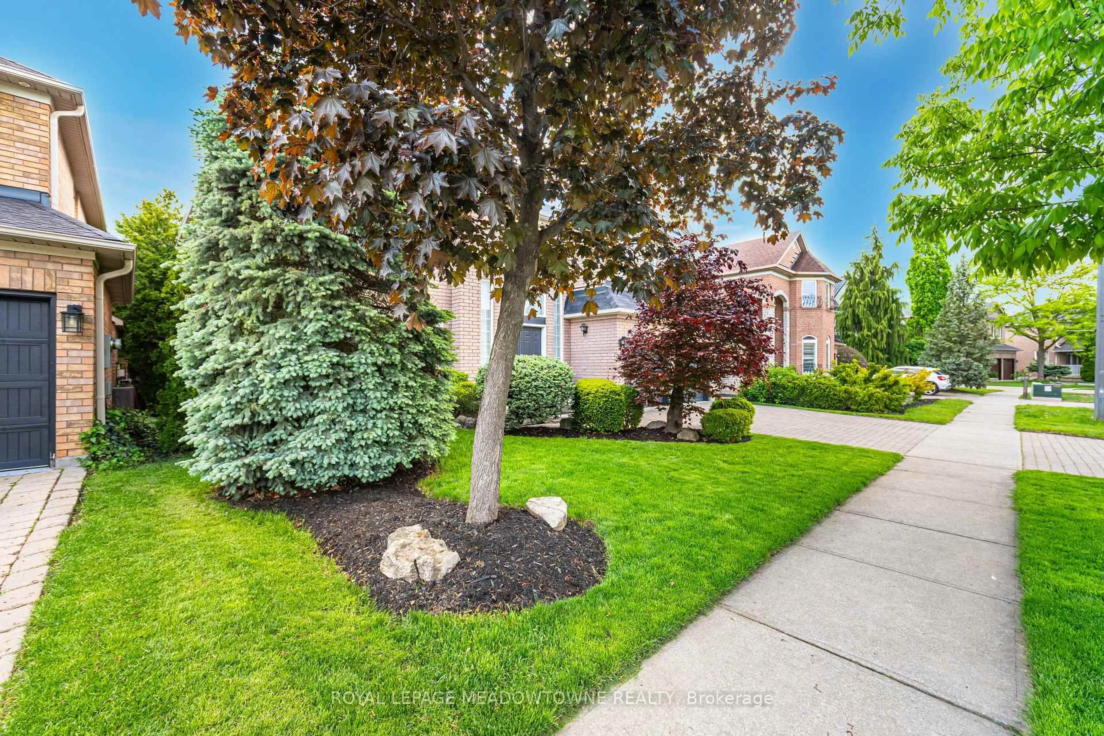 Unknown for 1687 Kentchester Pl, Mississauga Ontario L5N 7S8