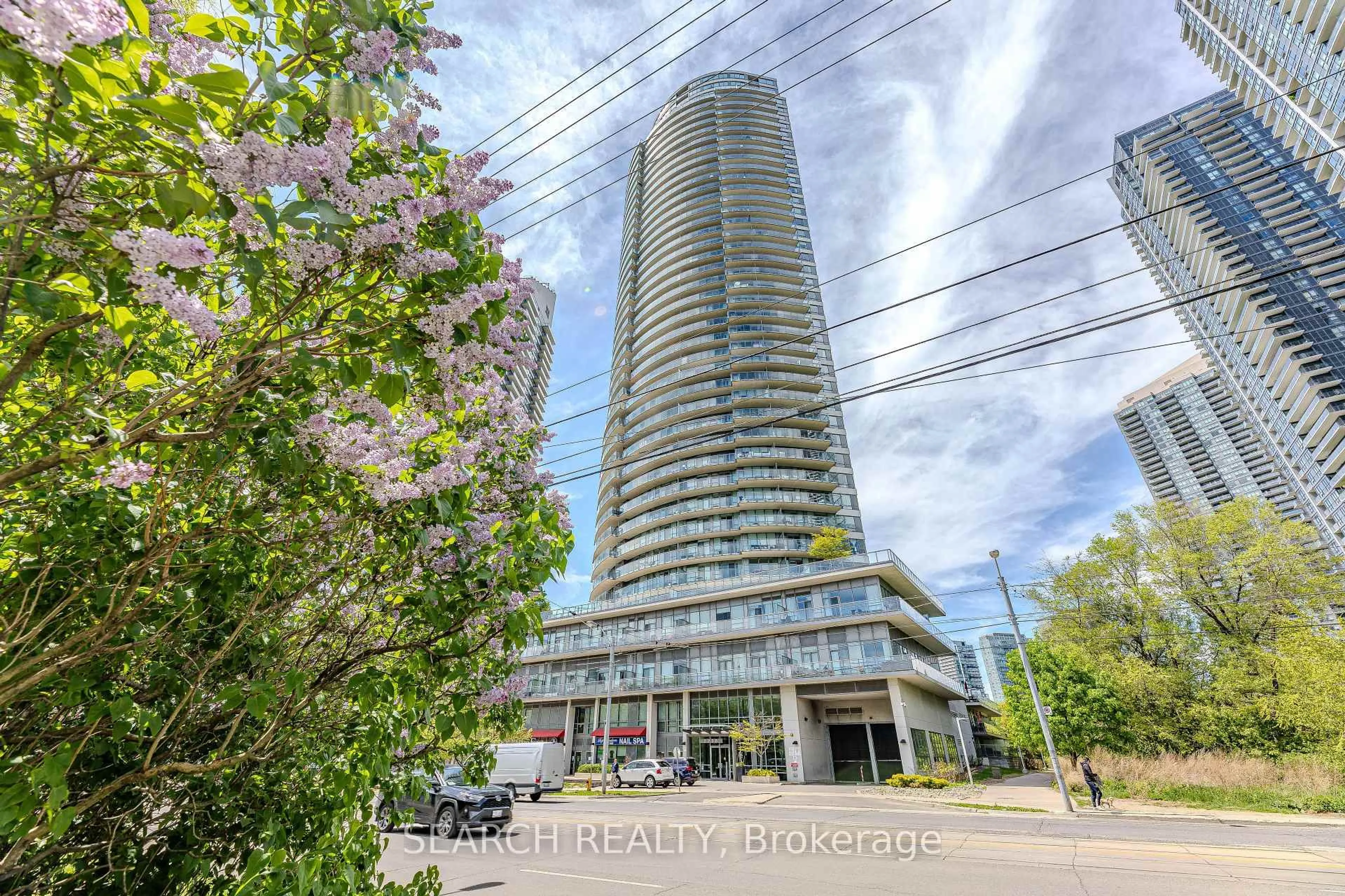 Indoor foyer for 2230 Lake Shore Blvd #2202, Toronto Ontario M8V 0B2