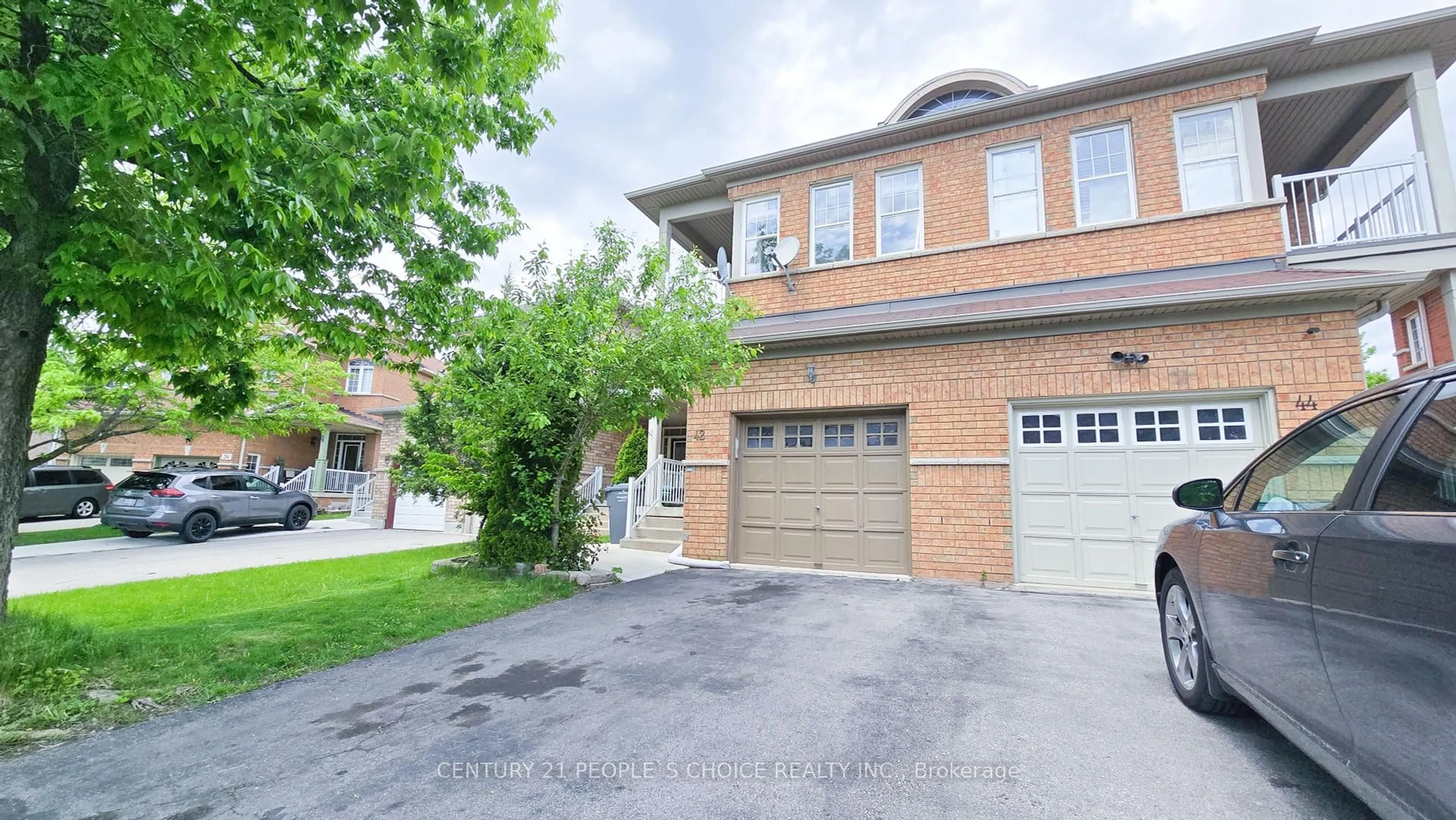 Home with brick exterior material, street for 42 Deepcoral Crt, Brampton Ontario L6V 4P7
