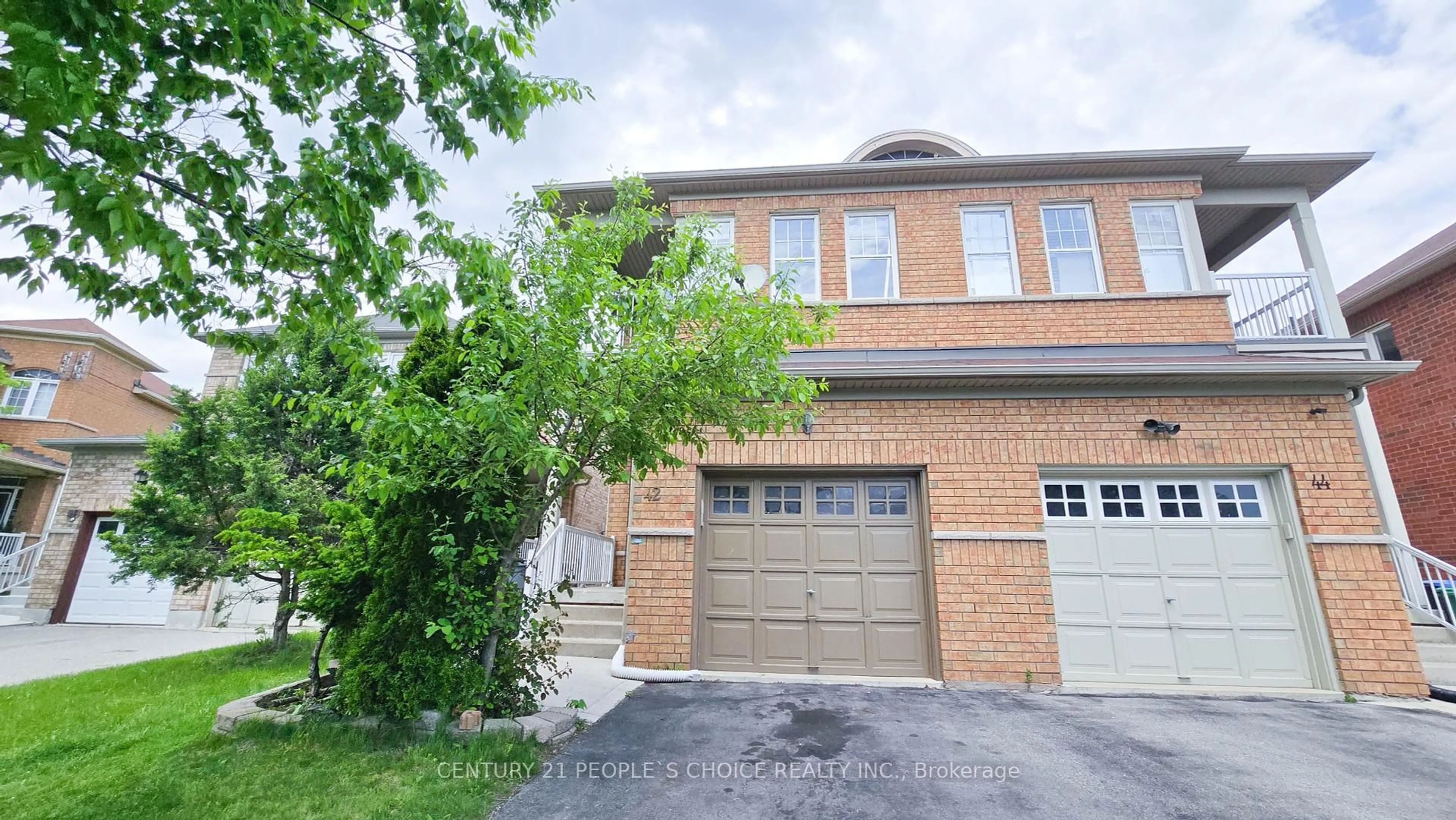 Home with brick exterior material, street for 42 Deepcoral Crt, Brampton Ontario L6V 4P7