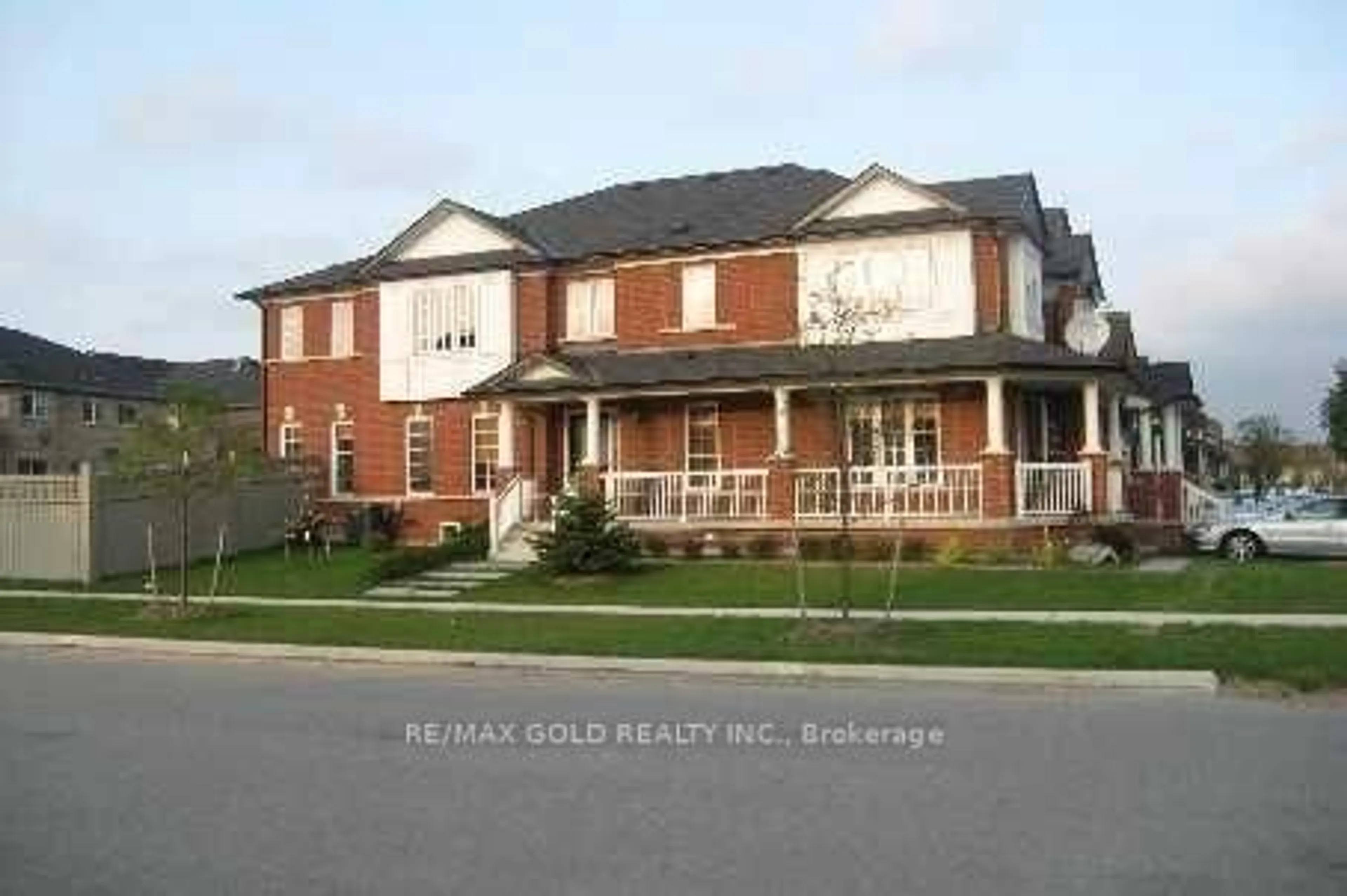 Home with brick exterior material, unknown for 5309 Palmetto Pl, Mississauga Ontario L5M 0C7