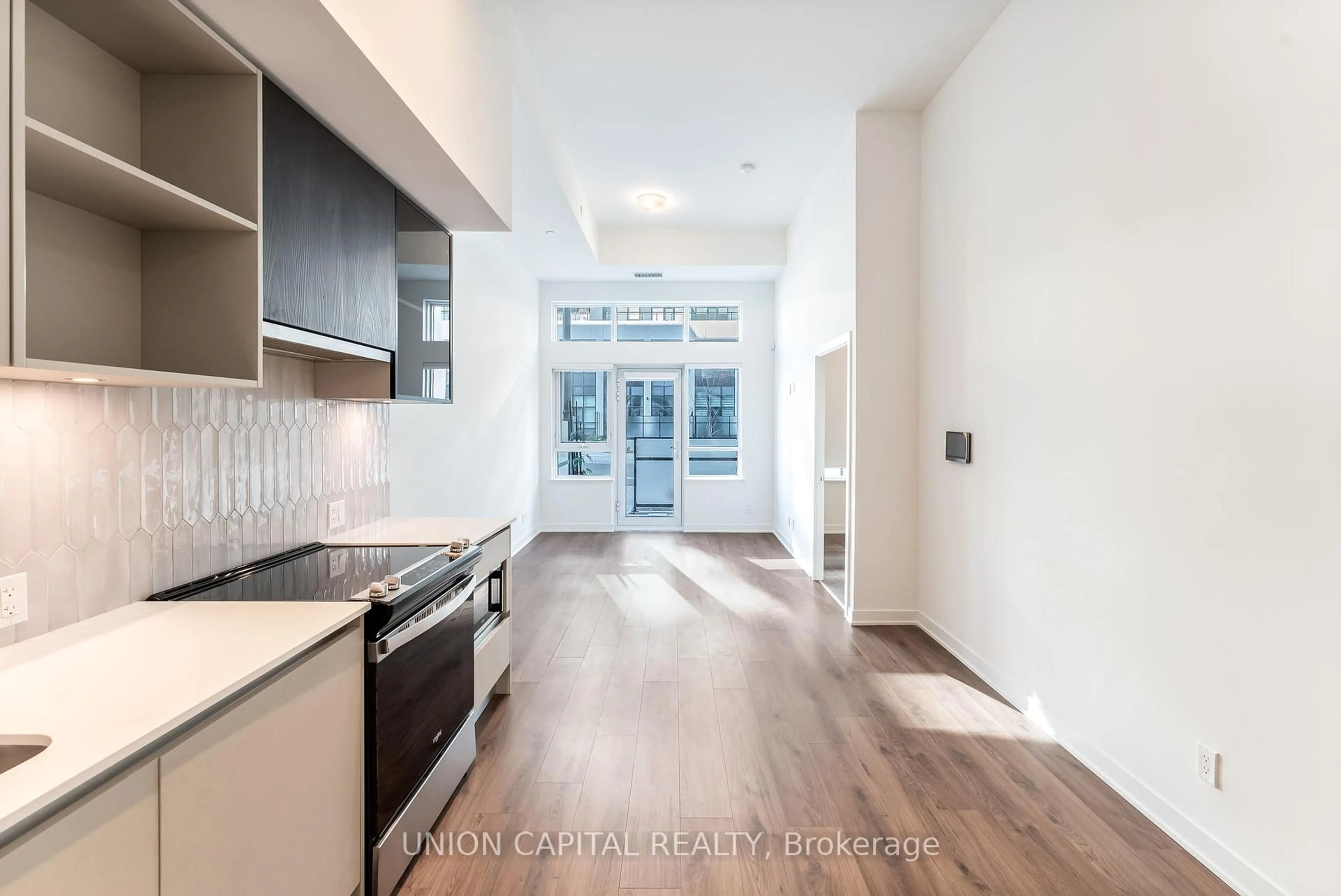 Open concept kitchen, unknown for 405 Dundas St #114, Oakville Ontario L6M 4P9