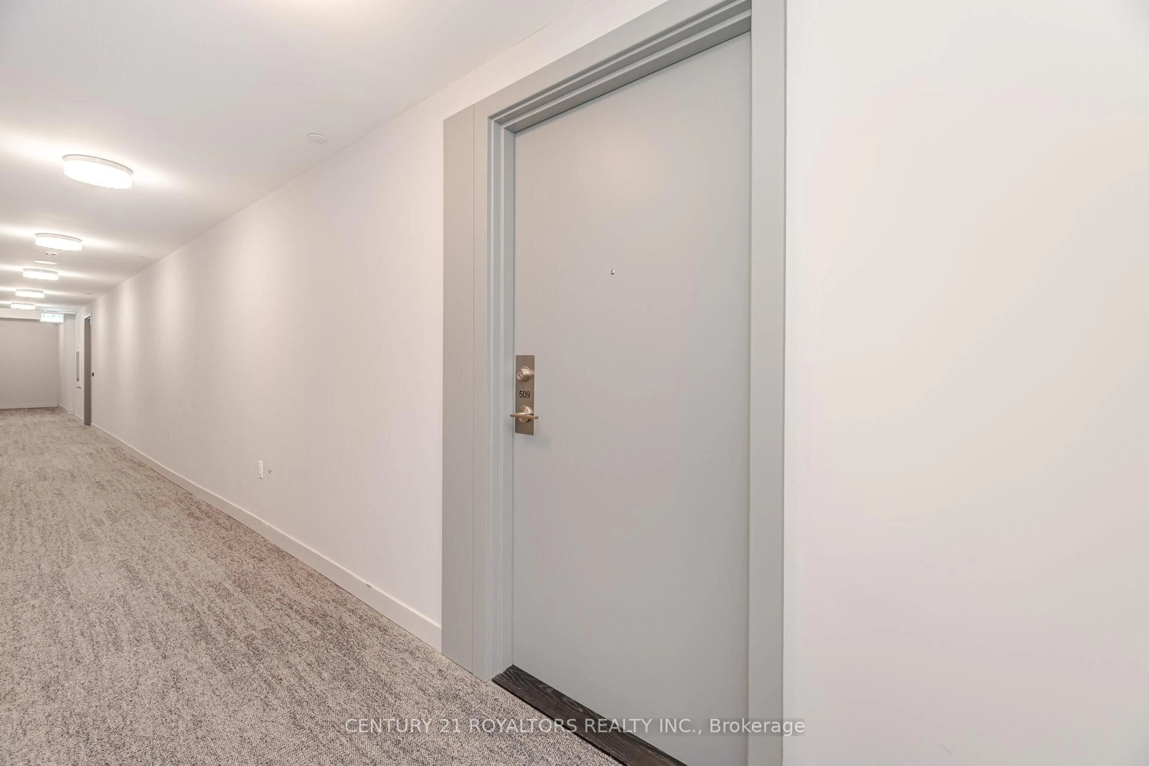 Indoor entryway for 859 The Queensway N/A #509, Toronto Ontario M8Z 1N8