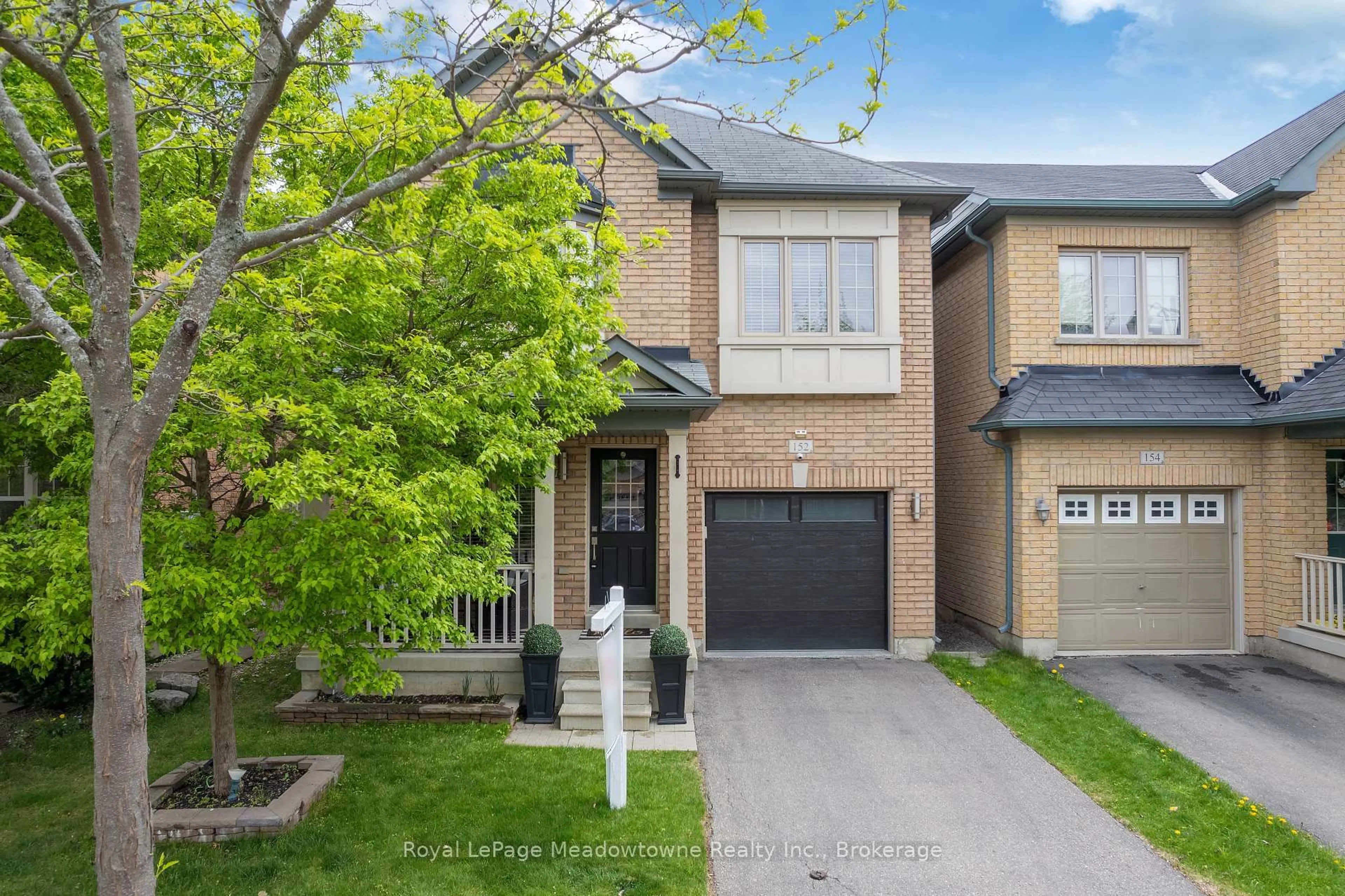 Home with brick exterior material, street for 152 Weston Dr, Milton Ontario L9T 0V6