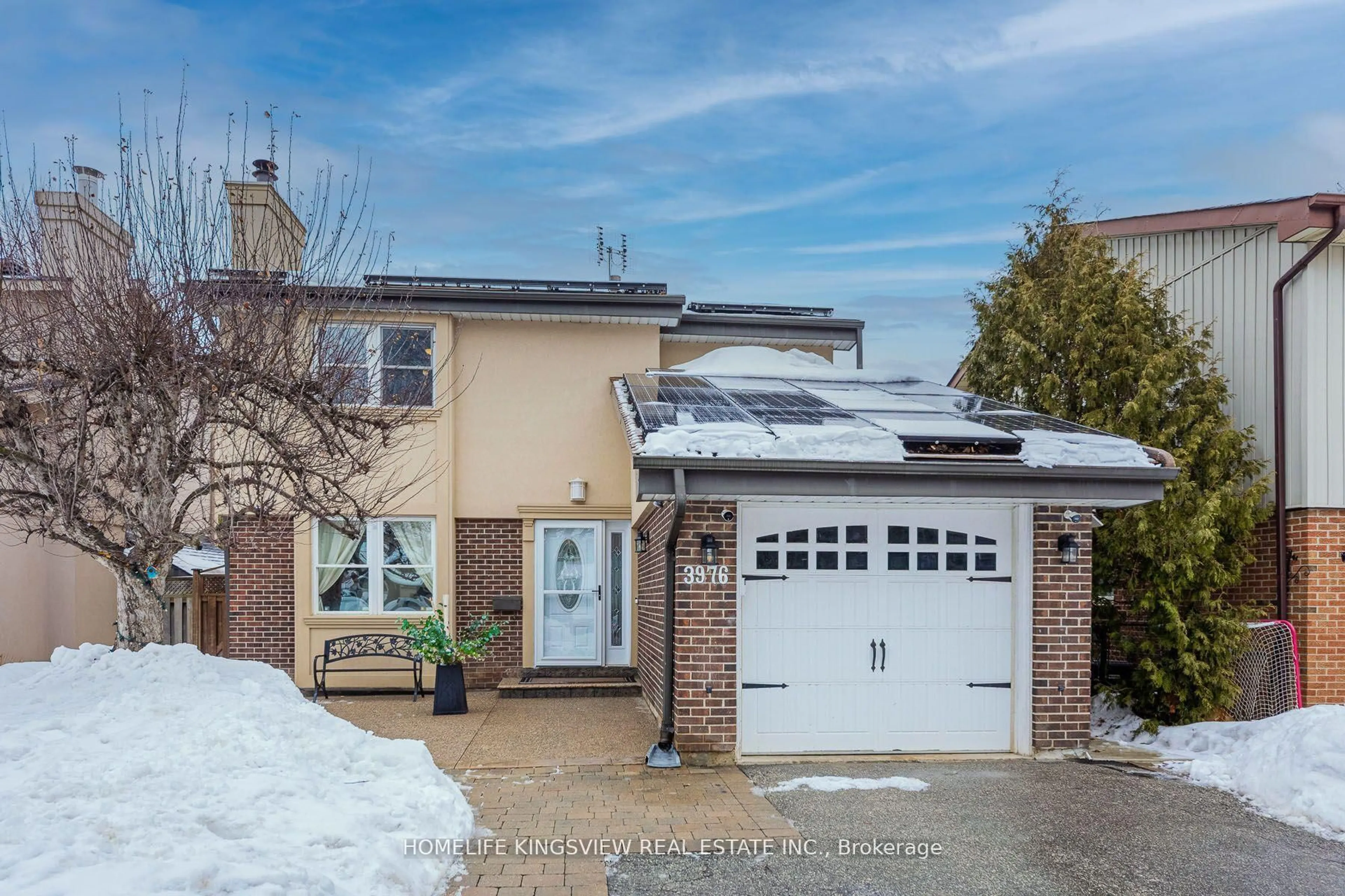 Home with brick exterior material, street for 3976 TAFFEY Cres, Mississauga Ontario L5L 2A7