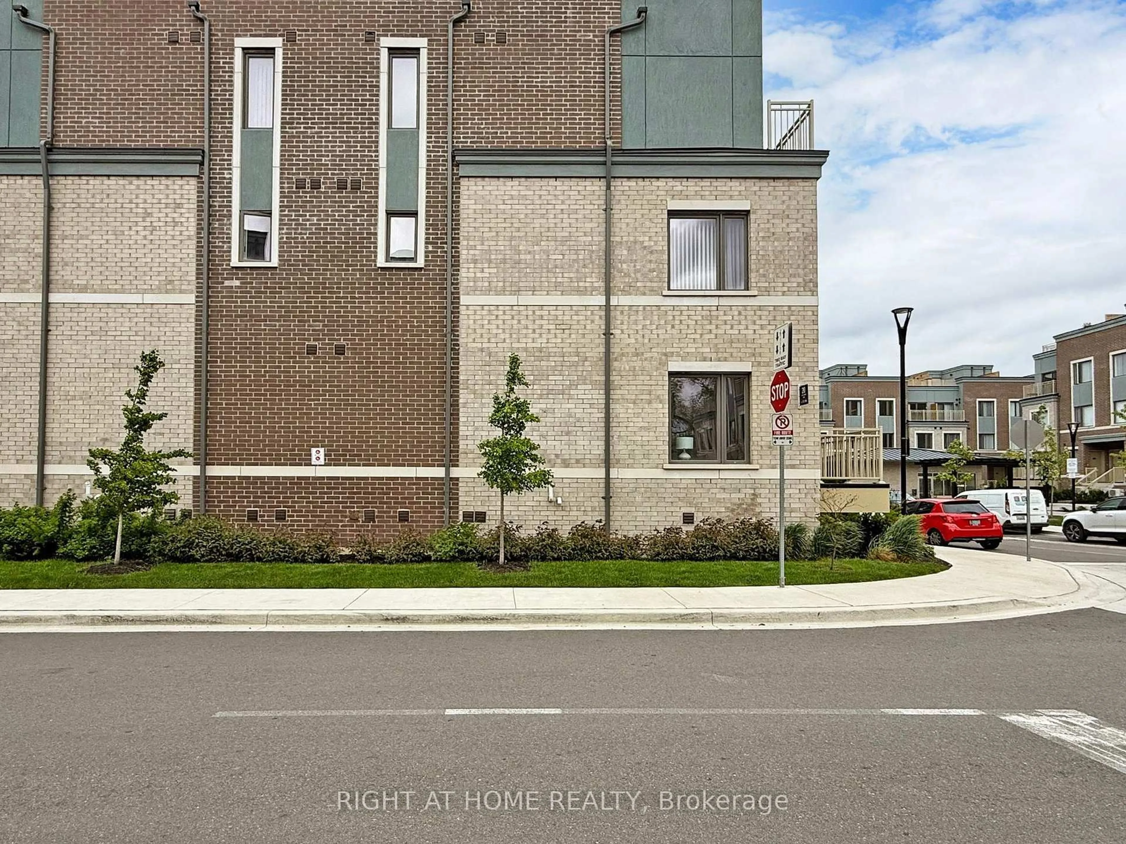 A pic from outside/outdoor area/front of a property/back of a property/a pic from drone, street for 20 Lloyd Janes Lane #173, Toronto Ontario M8V 0J6